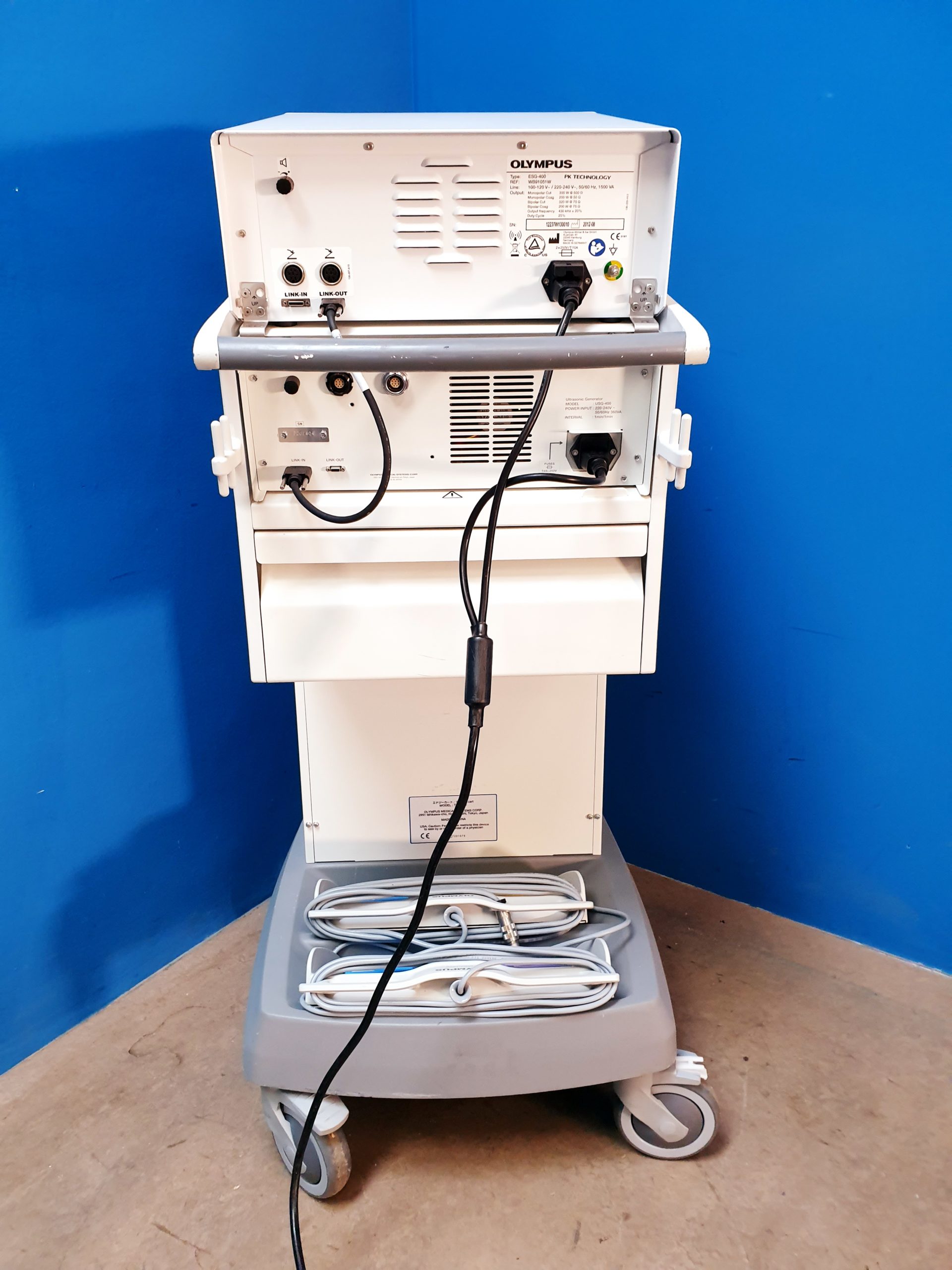 Olympus USG-400 // USG400 Ultraschall Generator ESG-400 // ESG400 HF-Generator TC-E400 Cart thumbnail 6
