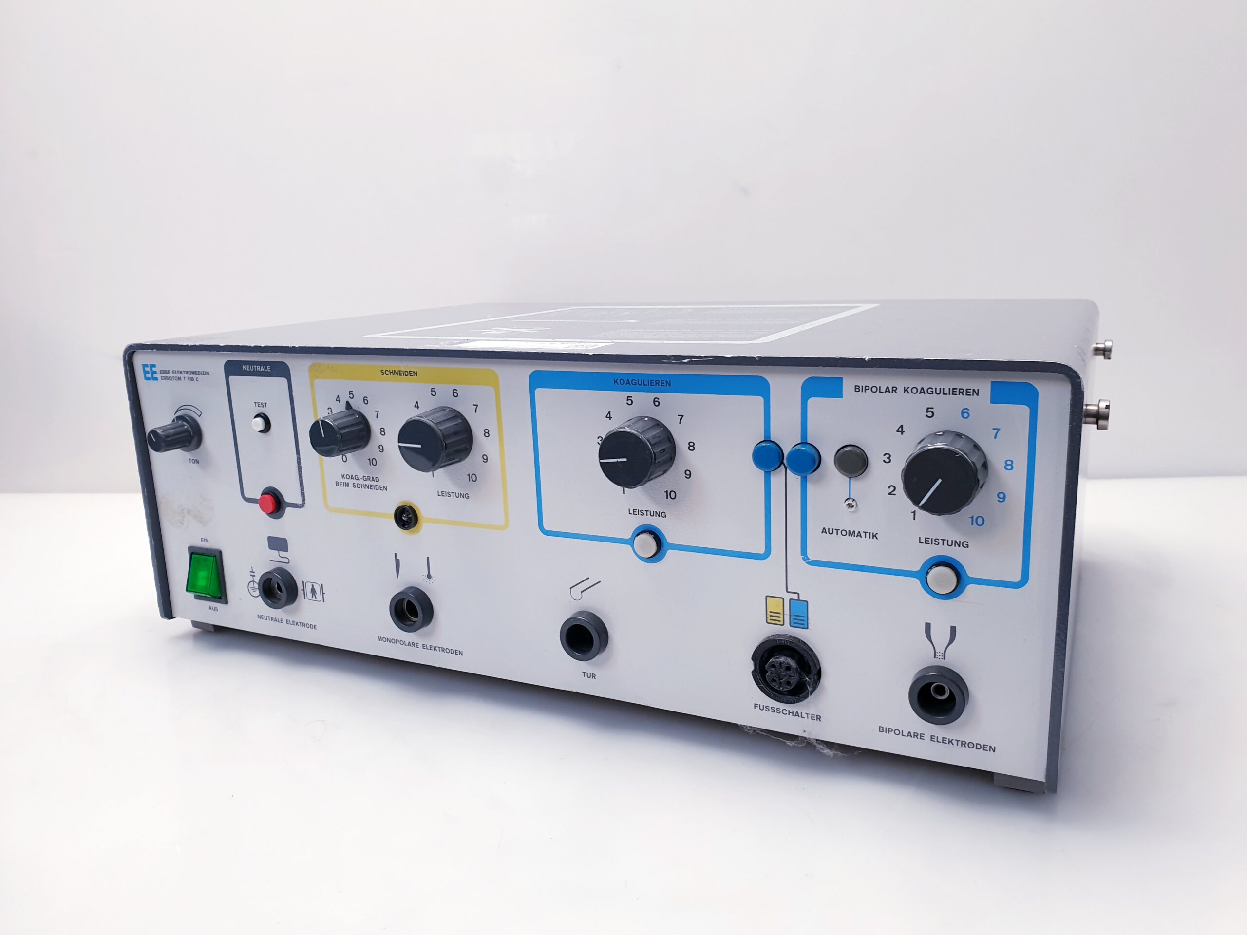 Erbe ERBOTOM T400C // T 400 C HF Chirurgie Gerät — image 1 of 7