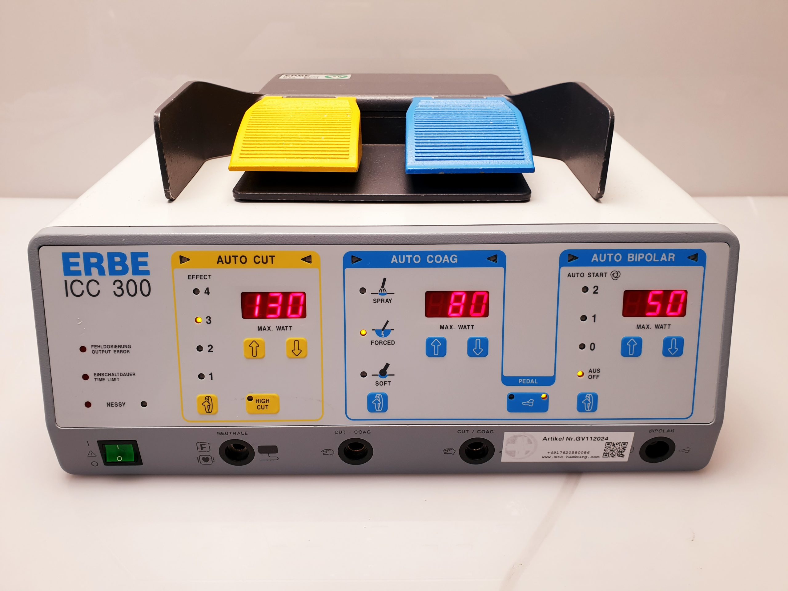 ERBE ICC 300 // ICC300 H HF-Chirurgiegerät 300 Watt Leistung mit Fusschaltter — image 1 of 1