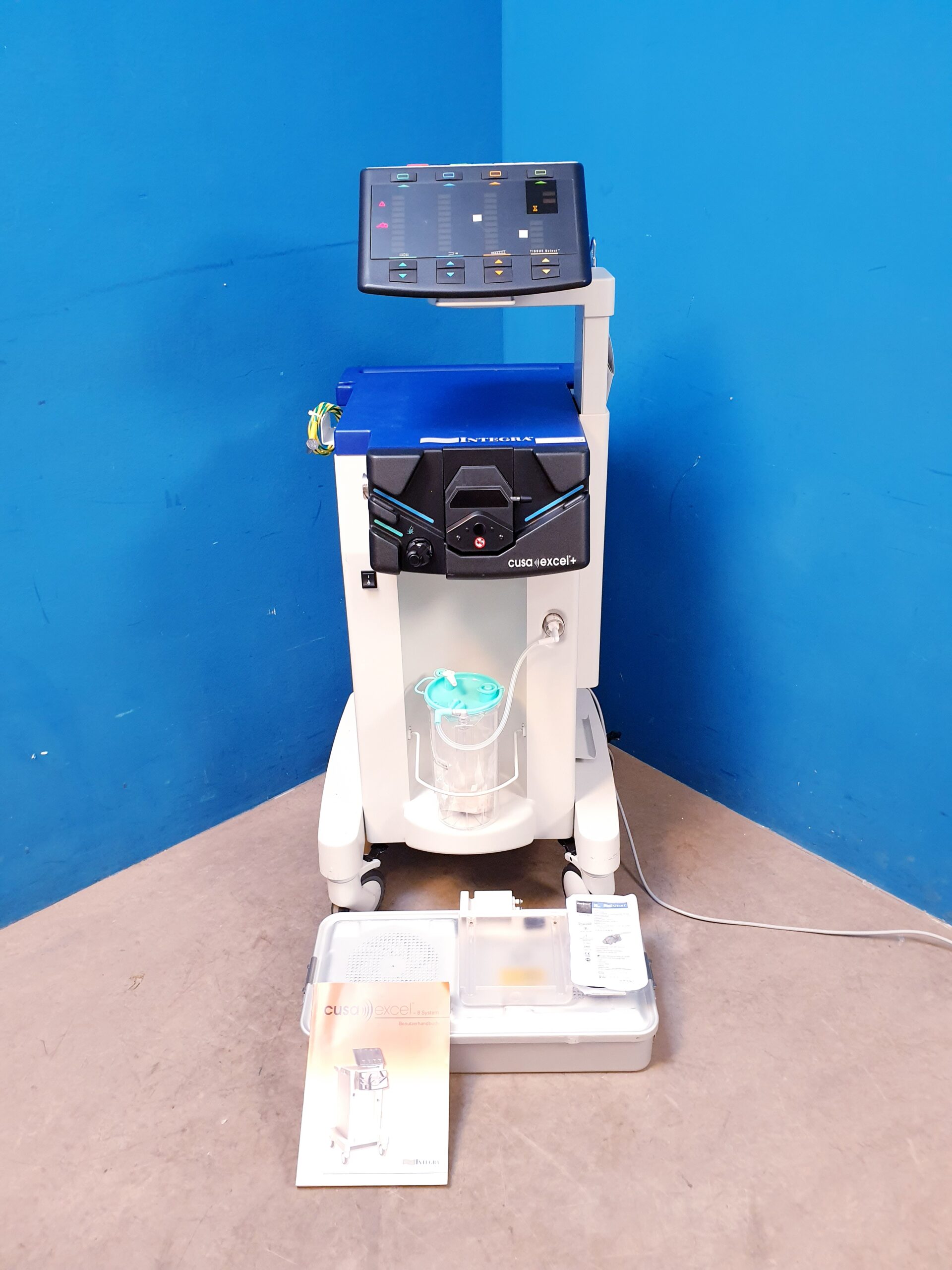 Valleylab Cusa Excel 8 System Ultrasonic Aspirator System thumbnail 12