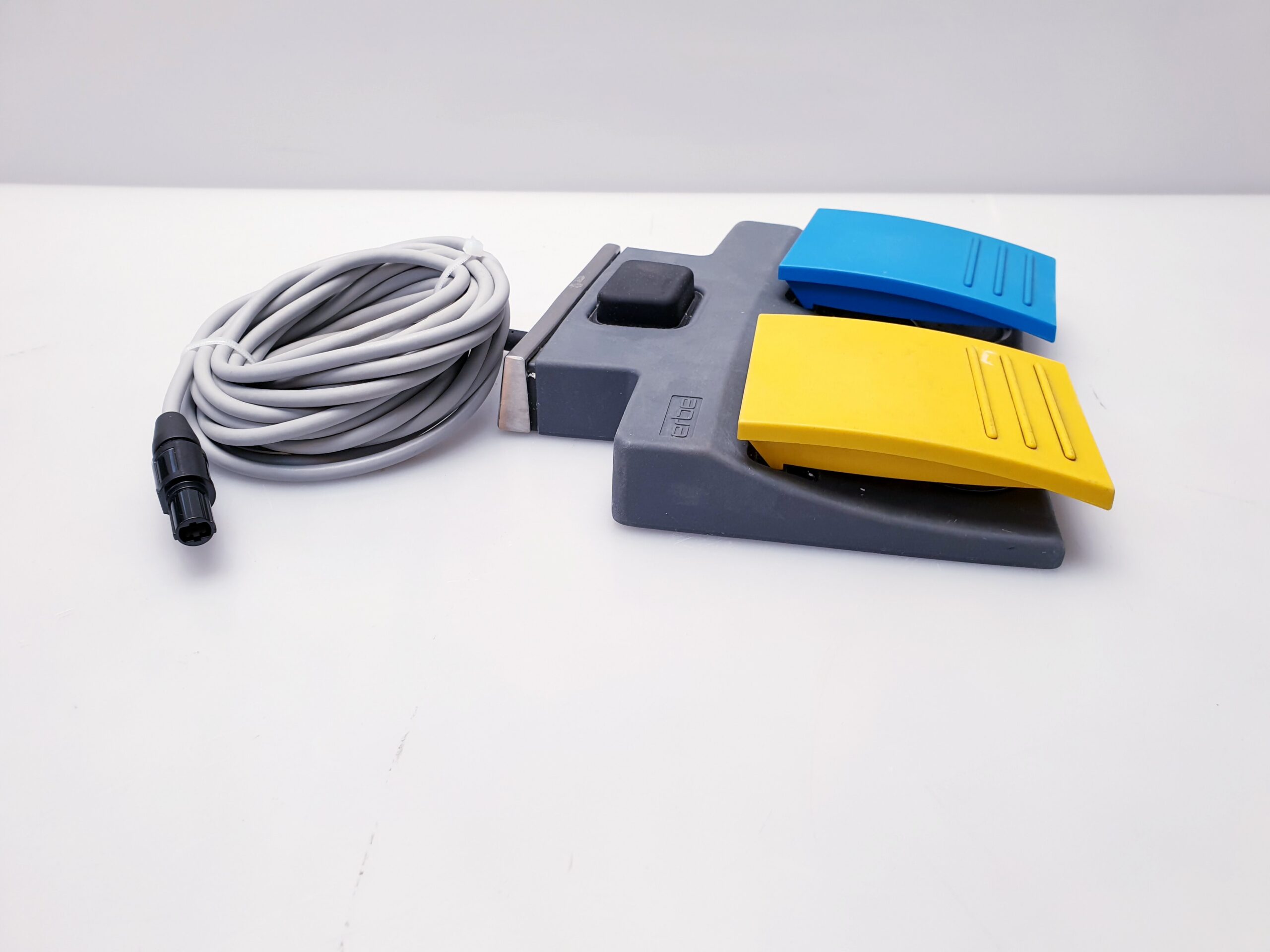Erbe 20189 350 Fußschalter — image 1 of 4