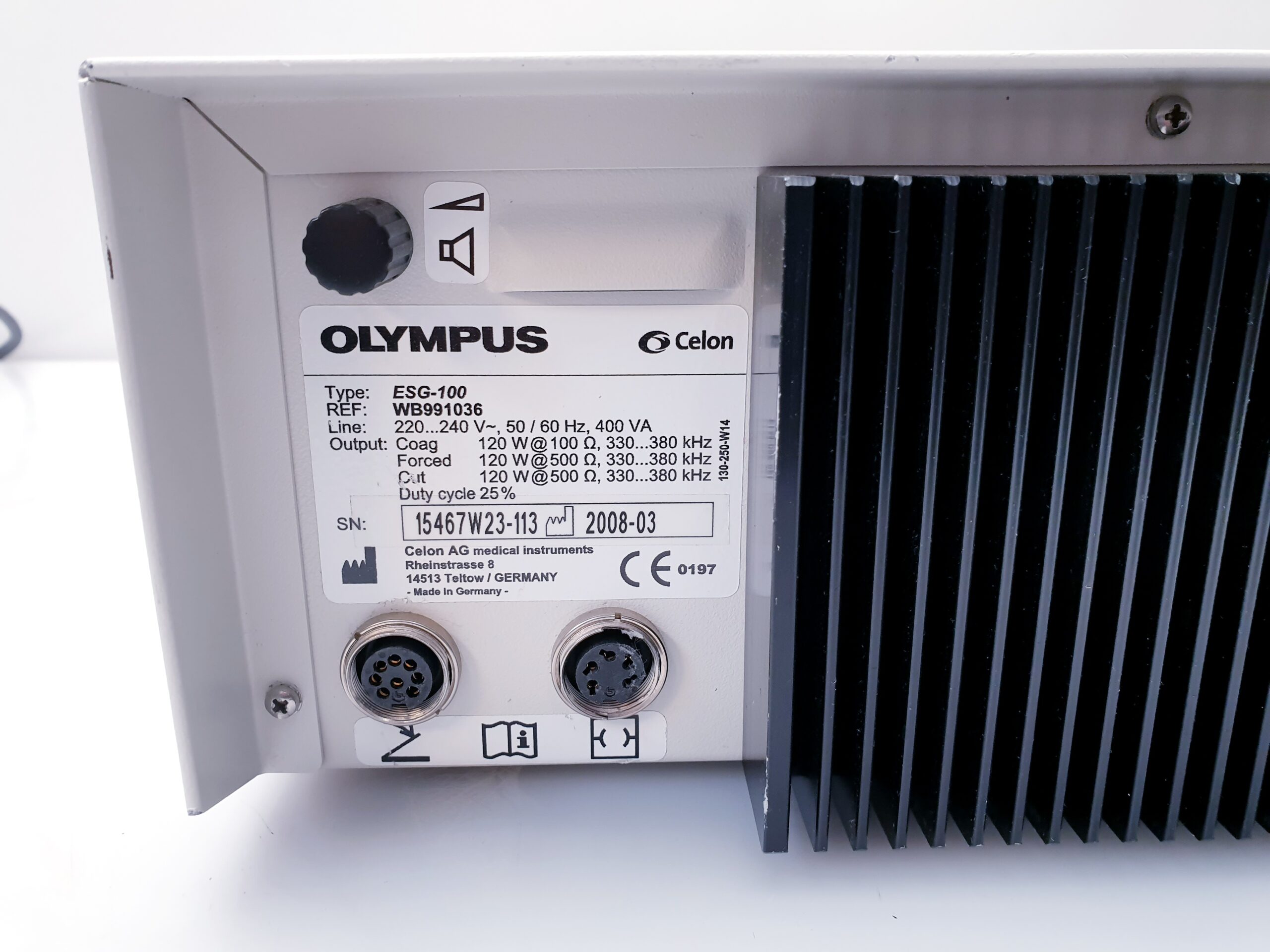 Olympus ESG-100 HF Electrosurgical Generator AFU-100 flushing Pumpe thumbnail 11