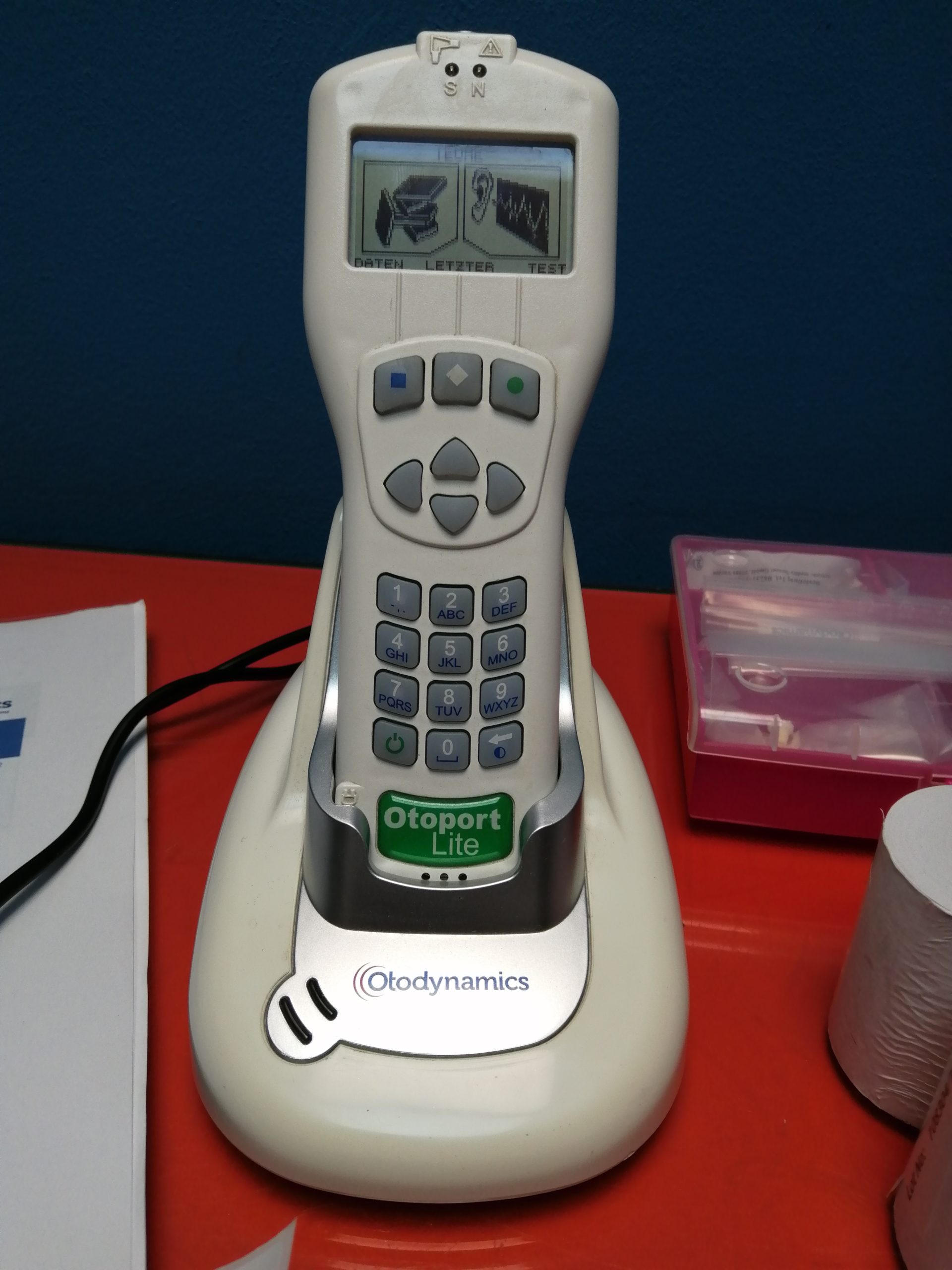 Otodynamics Otoport Lite Audiometer mit Zubehör thumbnail 3