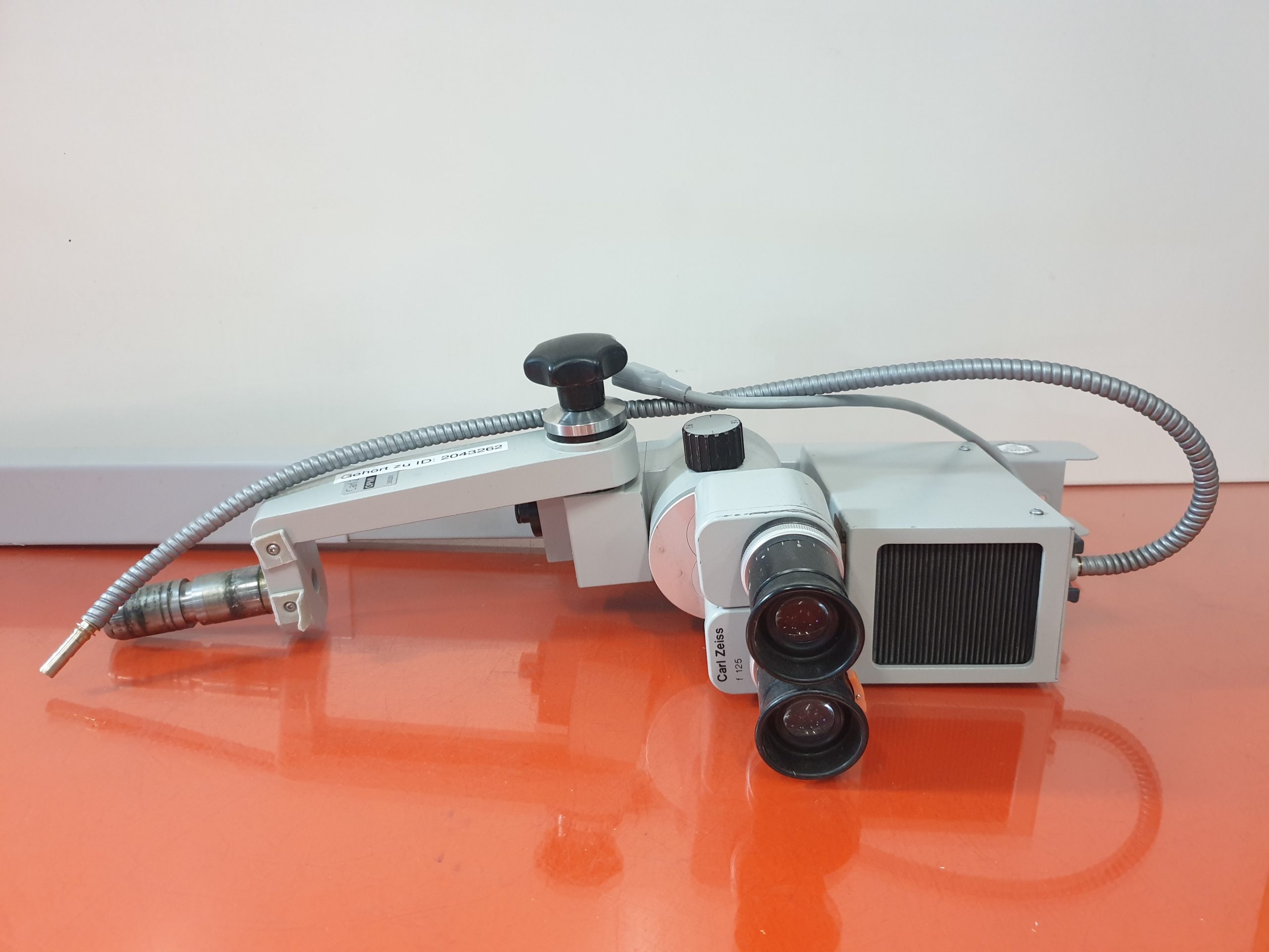 Zeiss OPMI F125 F200 12.5X — image 1 of 11