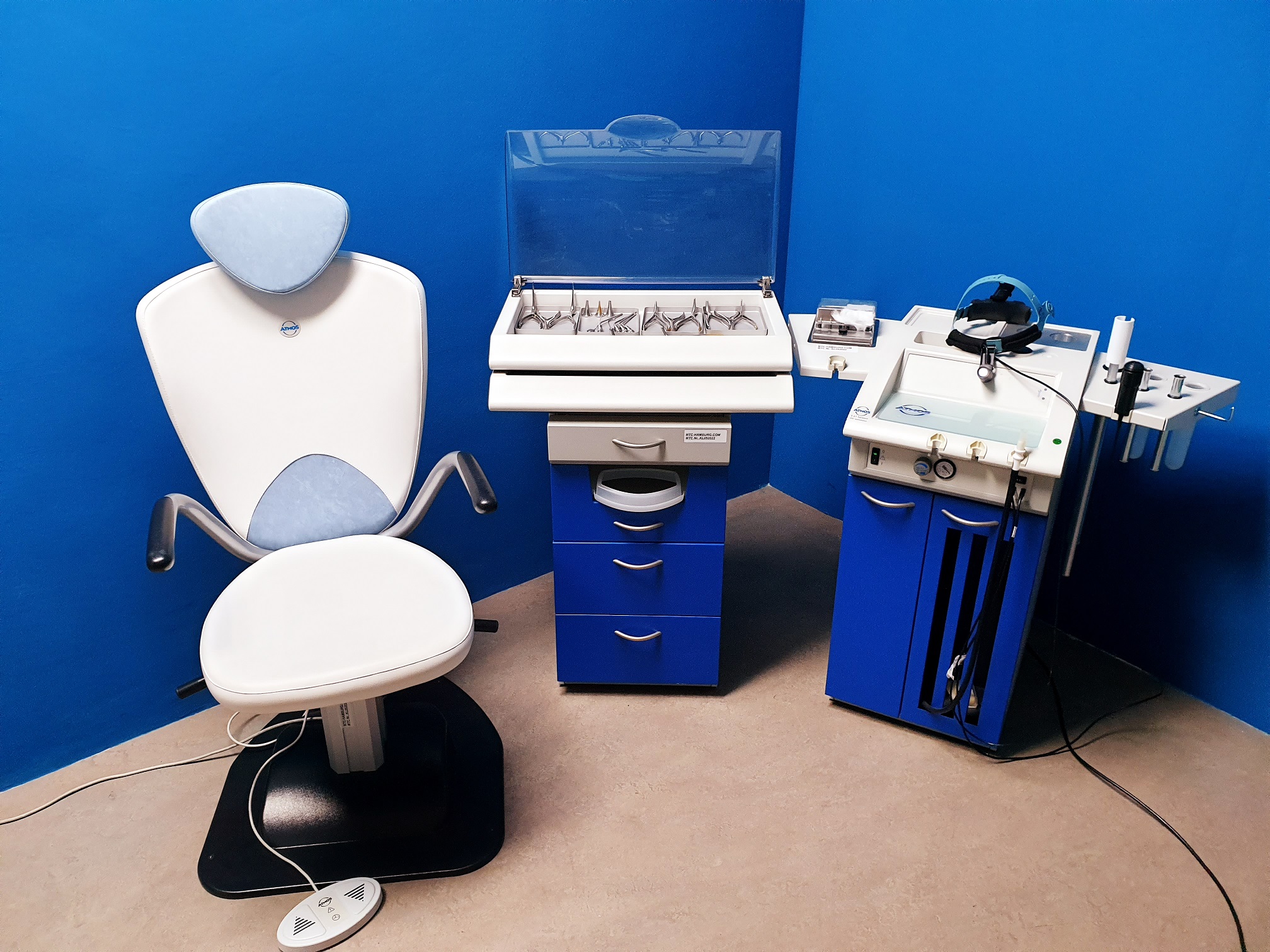 Atmos Servant S61 // S 61 HNO Behandlungseinheit mit Patientenstuhl — image 1 of 5
