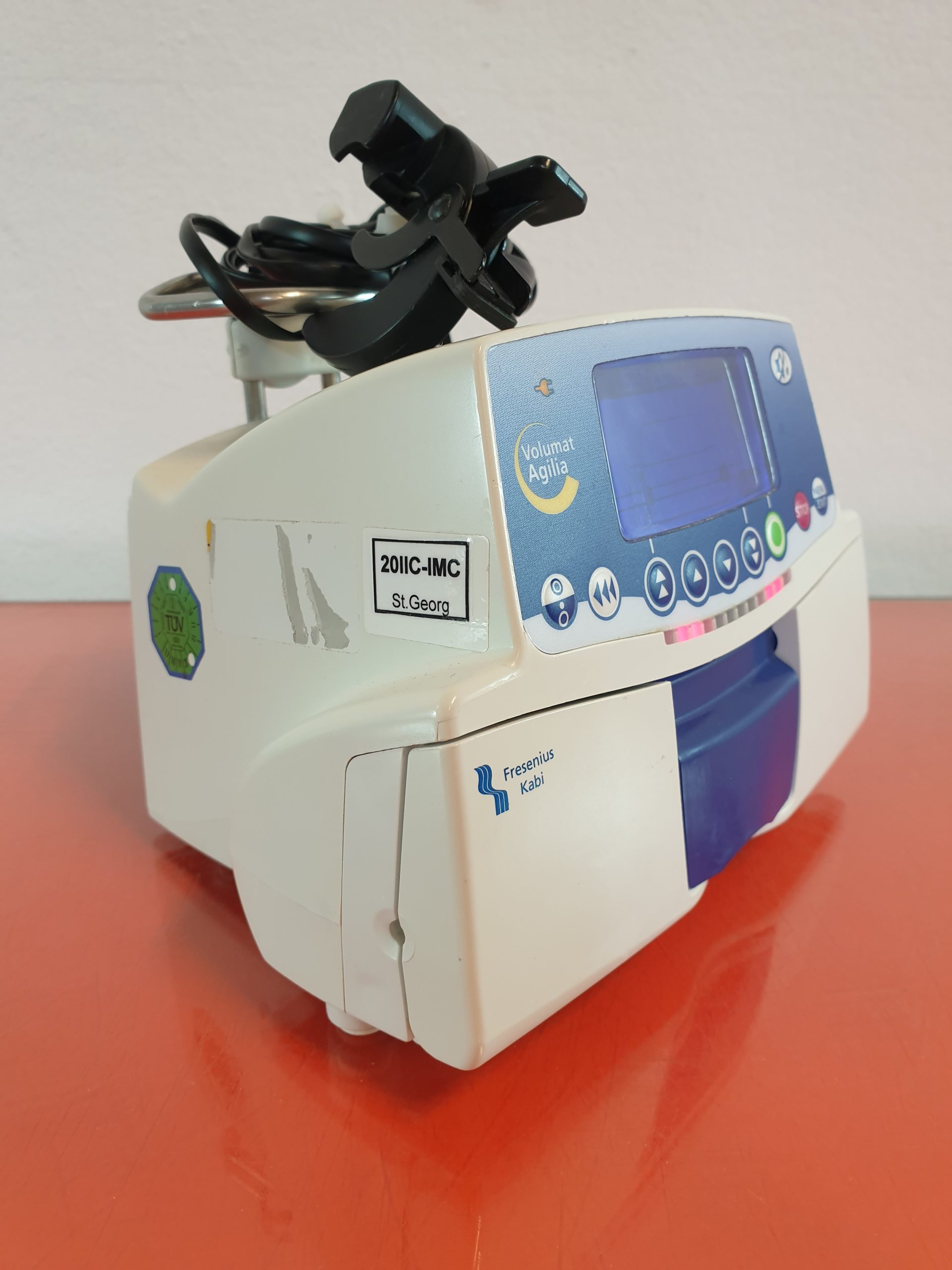 Fresenius Kabi Volumat Agilia IV Infusion Pump mit Tropfensensor thumbnail 3