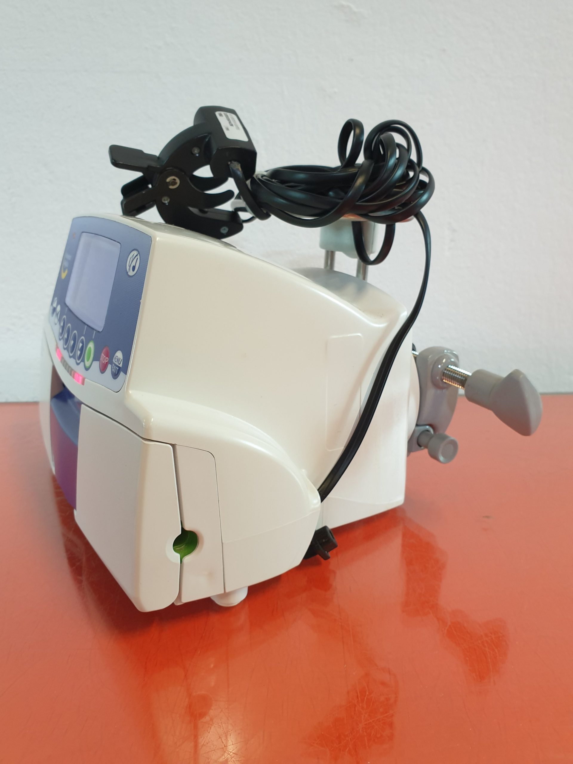 Fresenius Kabi Volumat Agilia IV Infusion Pump mit Tropfensensor thumbnail 4