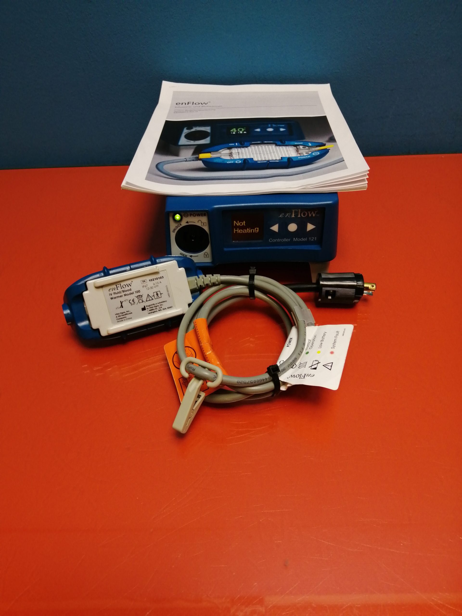 enFlow Fluid Warming System Infusions- und Blutwärmer — image 1 of 5