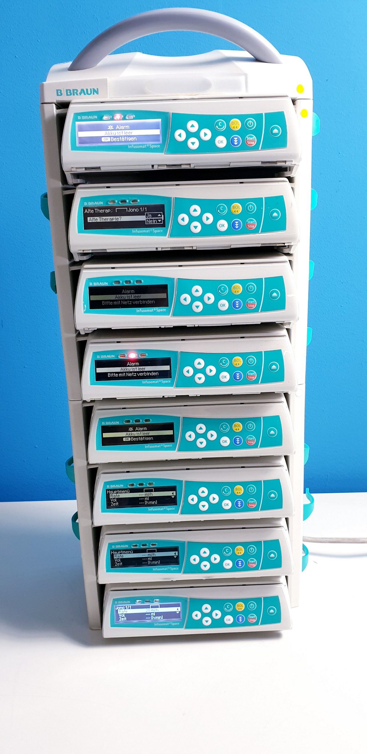 BBRAUN Infusomat Space IV-Infusionspumpen In Rack — image 1 of 4