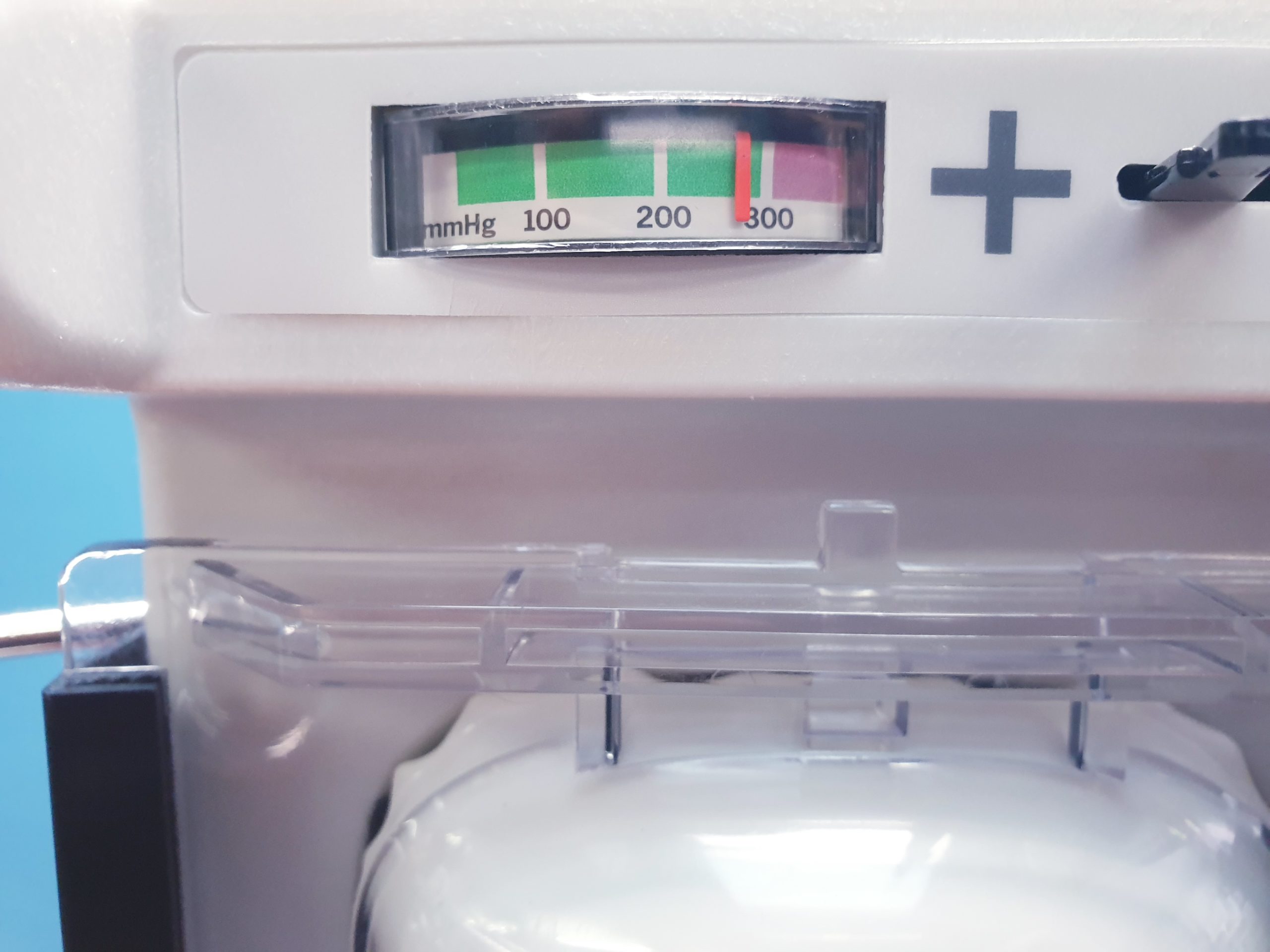 Smiths Level 1 H-1200 Fast Flow Fluid Warmer with 2 x H-2 Pressure Chambers (Powers Up) thumbnail 3