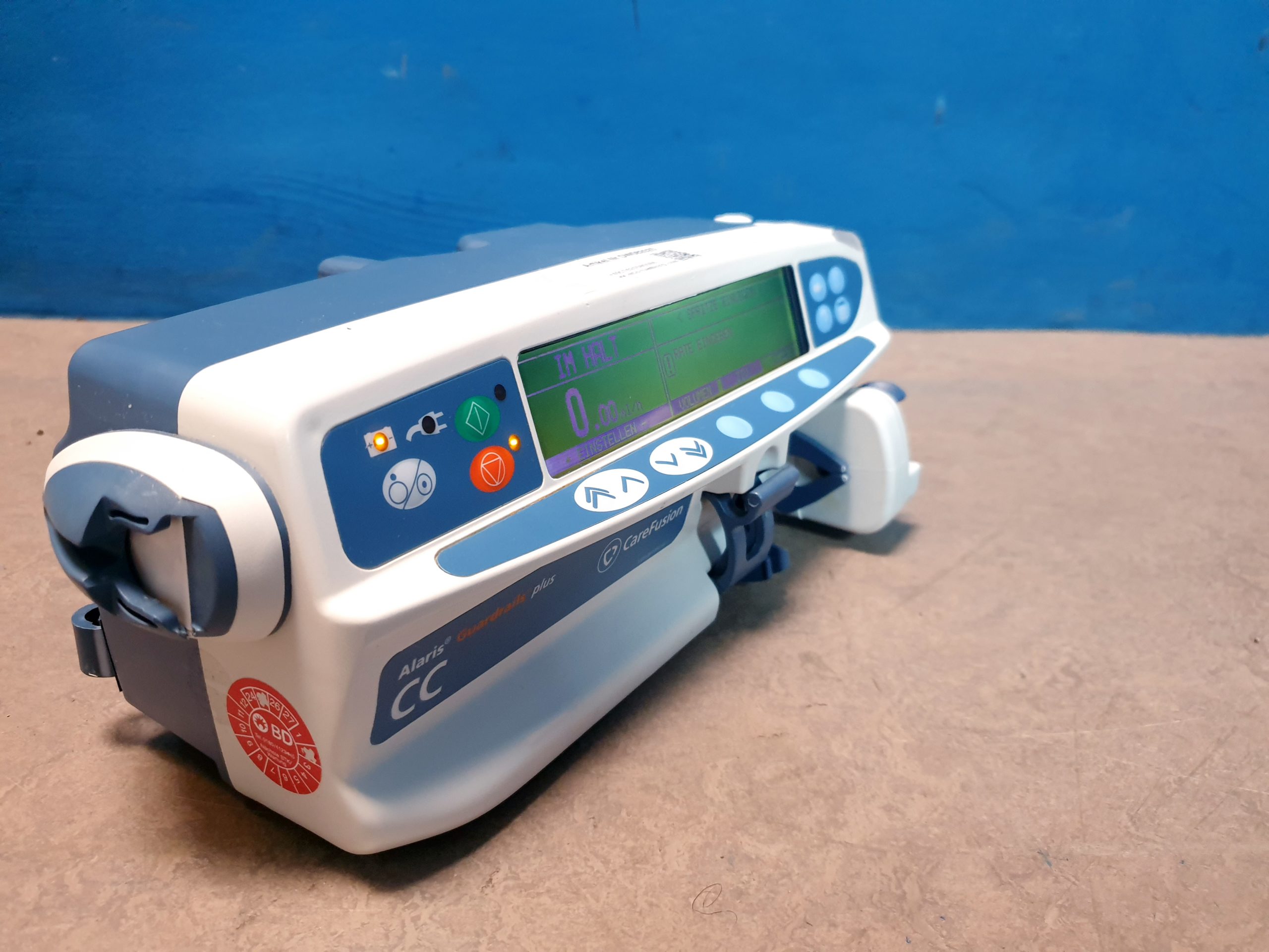 Alaris Carefusion Alaris CC Guardrails Plus Spritzenpumpe — image 1 of 4