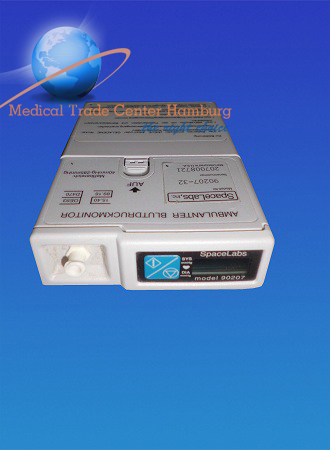 Langzeitblutdruckgerät von SpaceLabs 90207 und Berichtgenerator 90229 Mit Zubehör — image 1 of 2