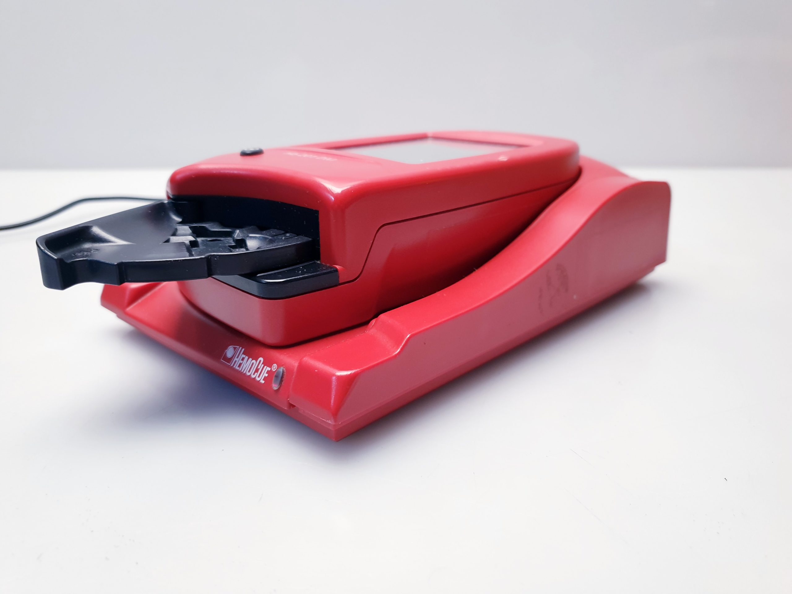 HemoCue Hemoglobin 201 DM Analyser thumbnail 6