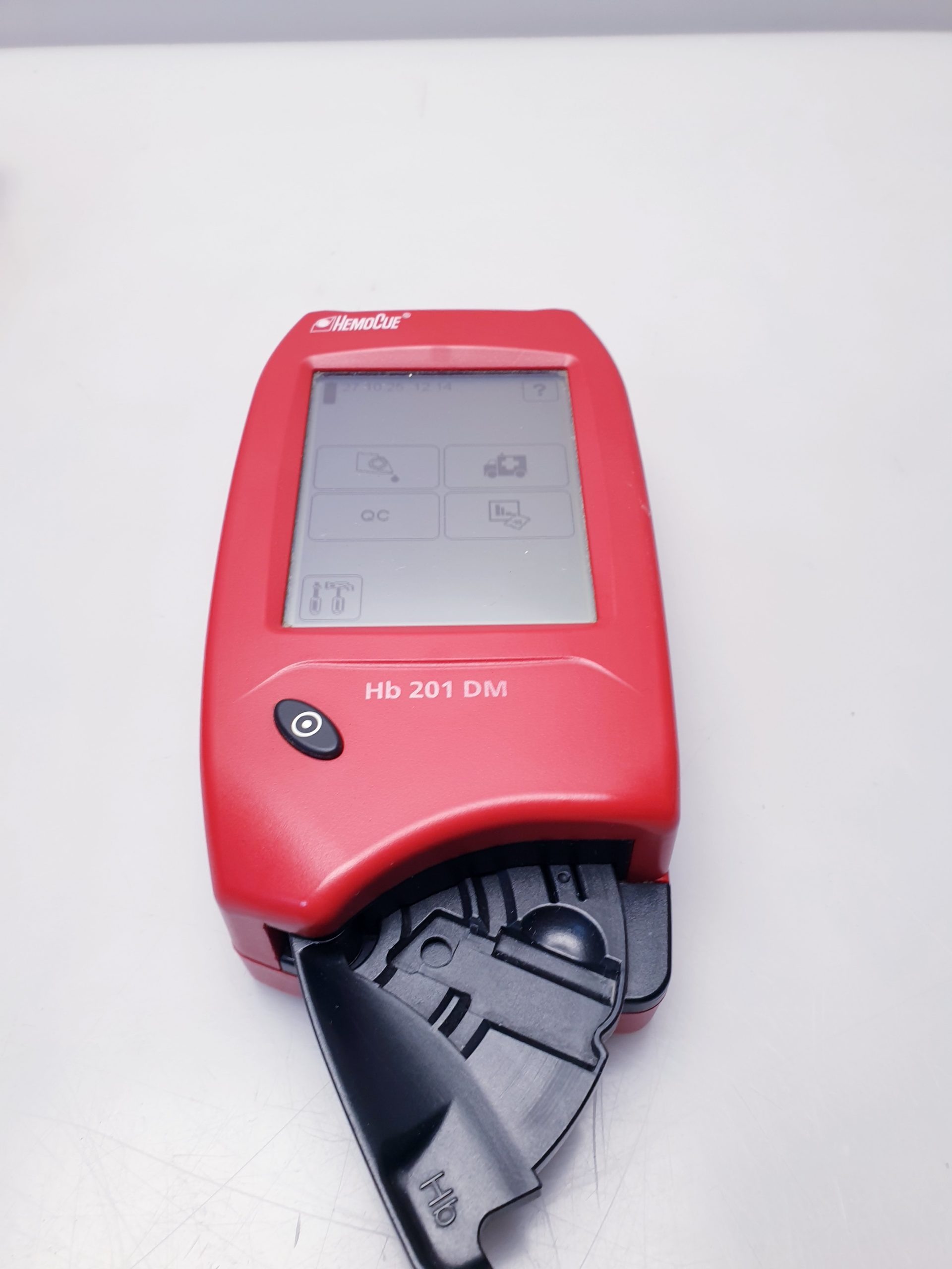 HemoCue Hemoglobin 201 DM Analyser thumbnail 11