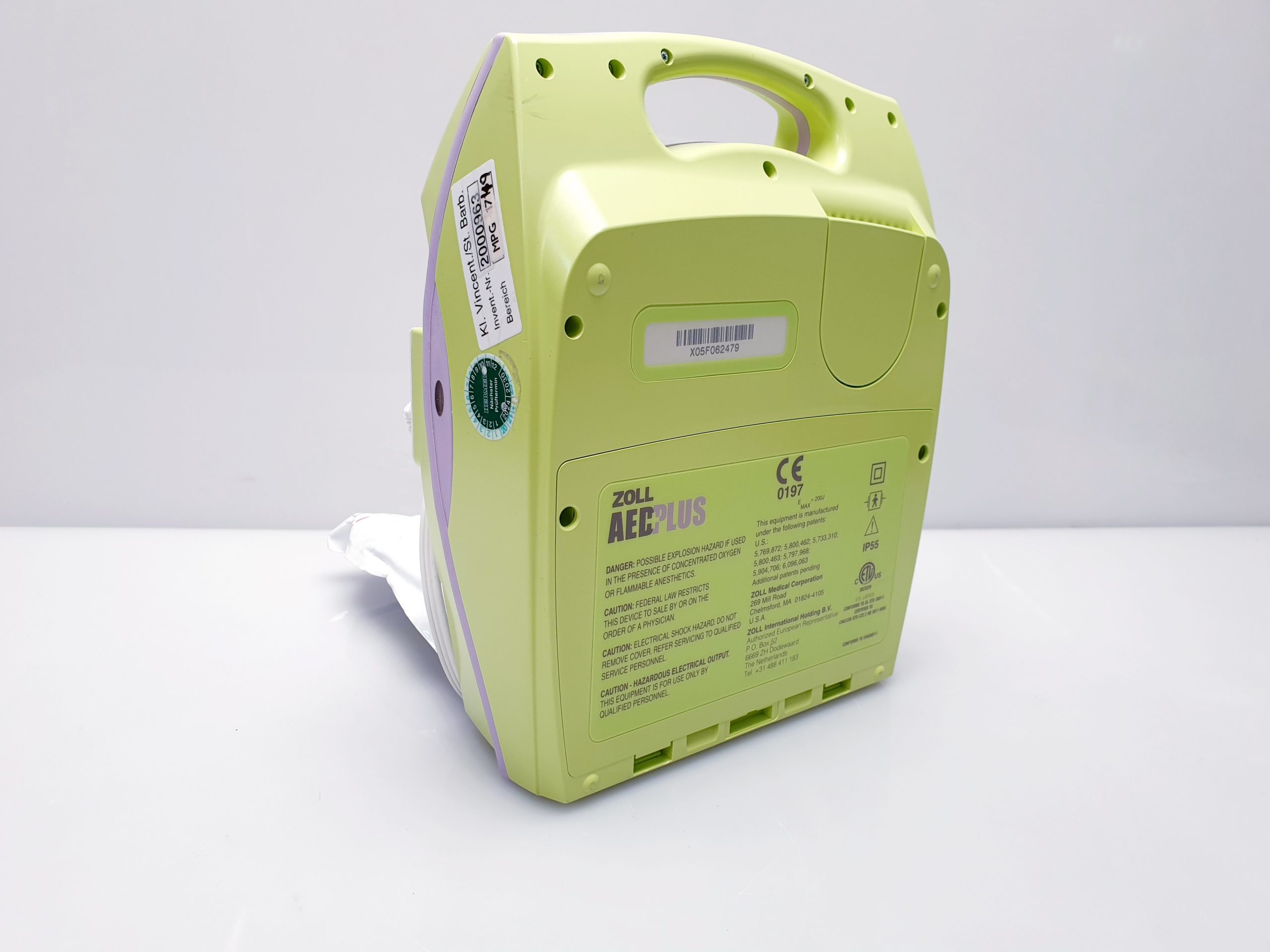 Zoll AED Plus Vollautomat Defibrillator vollautomatisch thumbnail 8