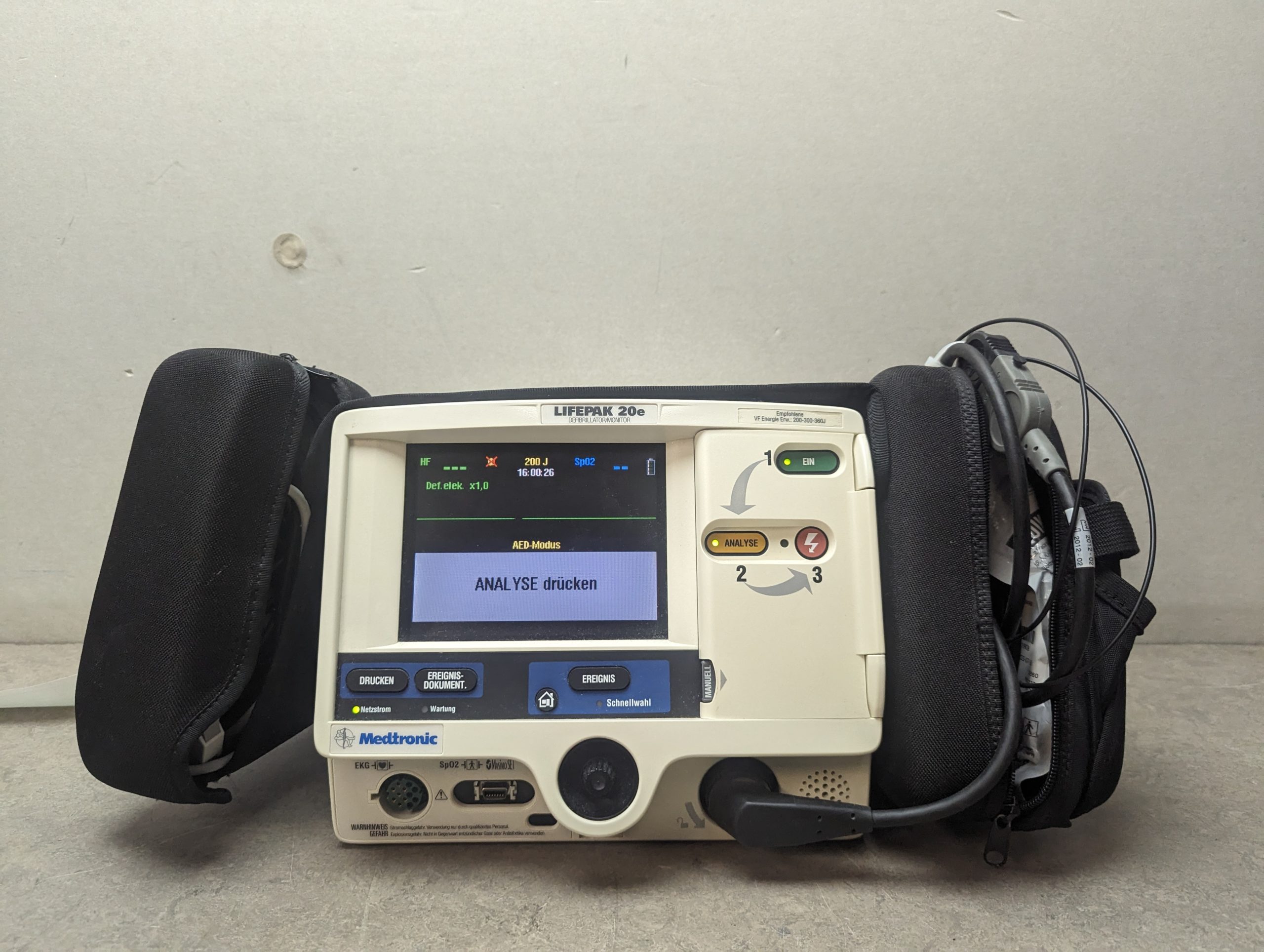 Medtronic Lifepak 20e Defi Defribrilator thumbnail 2