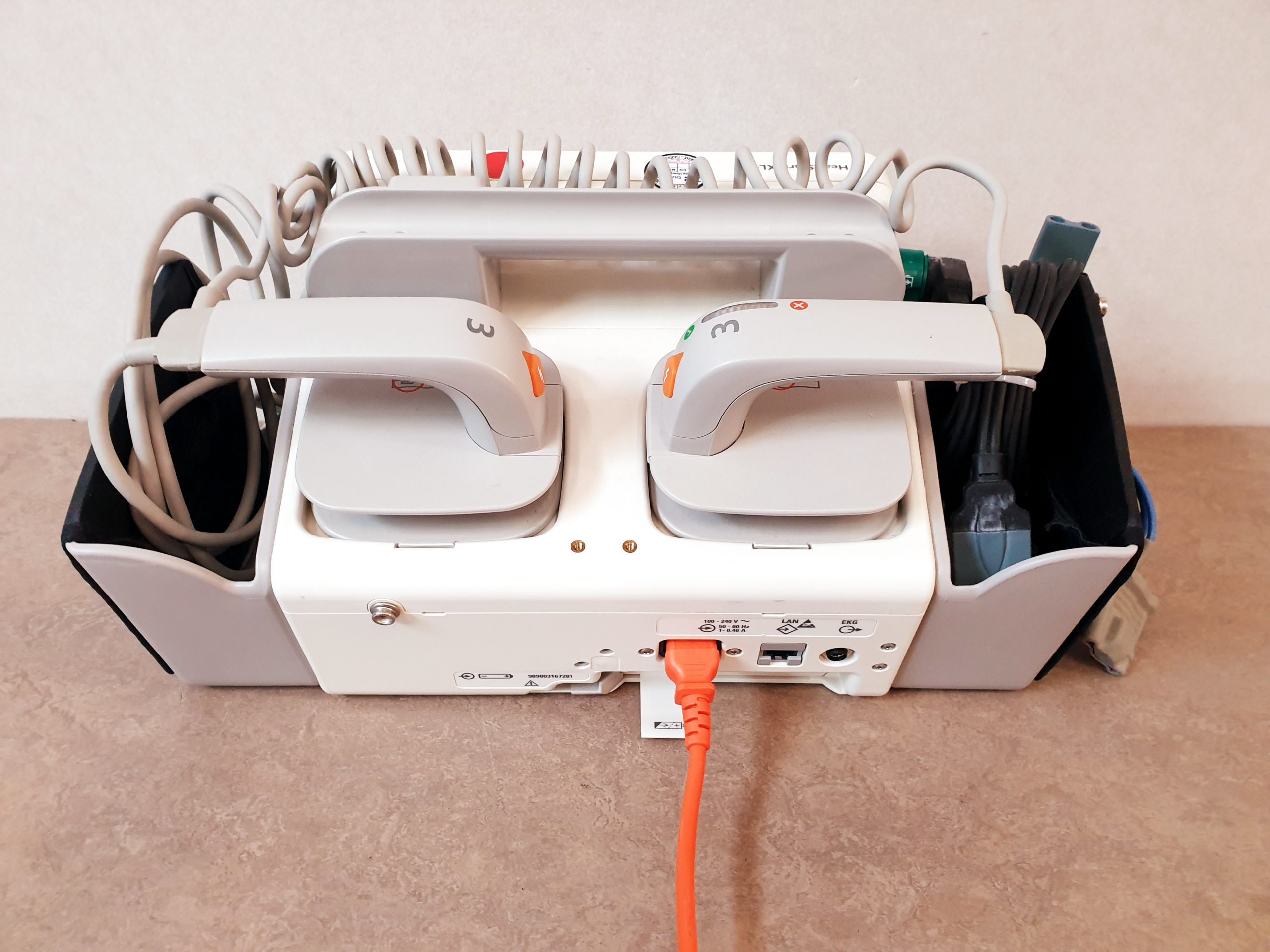 PHILIPS HeartStart XL+ Defi Defibrilator DOM 2012 thumbnail 10