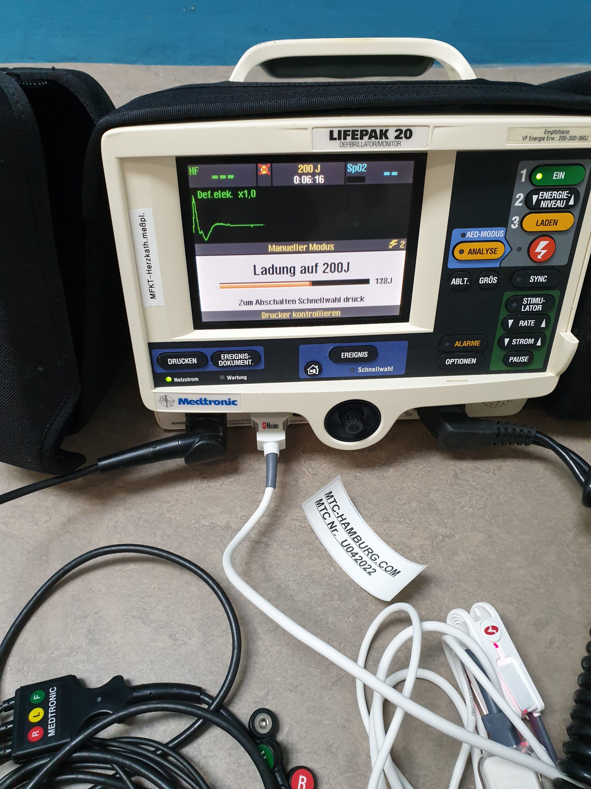 MEDTRONIC Lifepak 20 Defibrillator mit Zubehör thumbnail 3