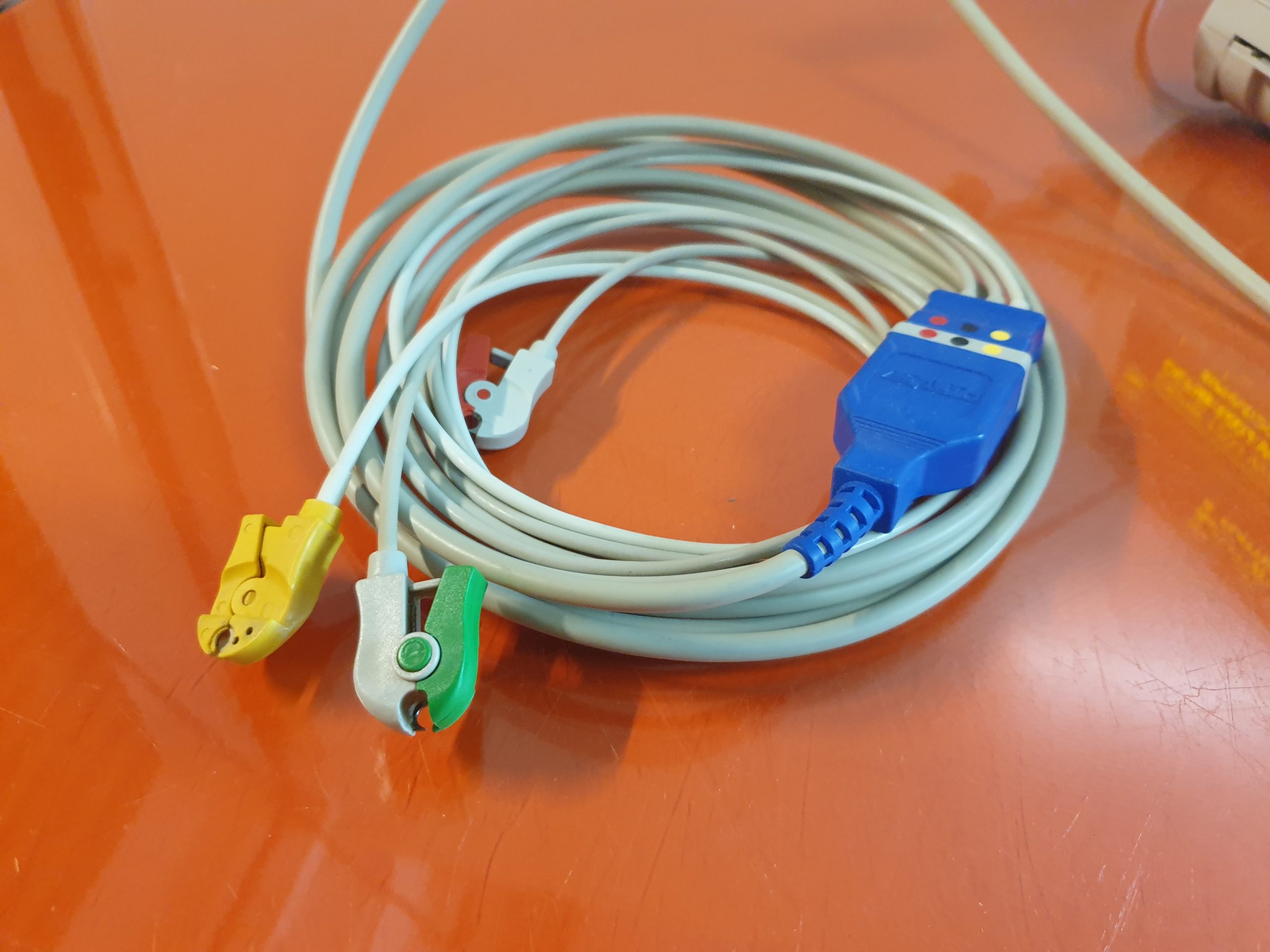 Zoll M Series Defibrillator Biphasisch mit EKG Ableitungskabel thumbnail 4