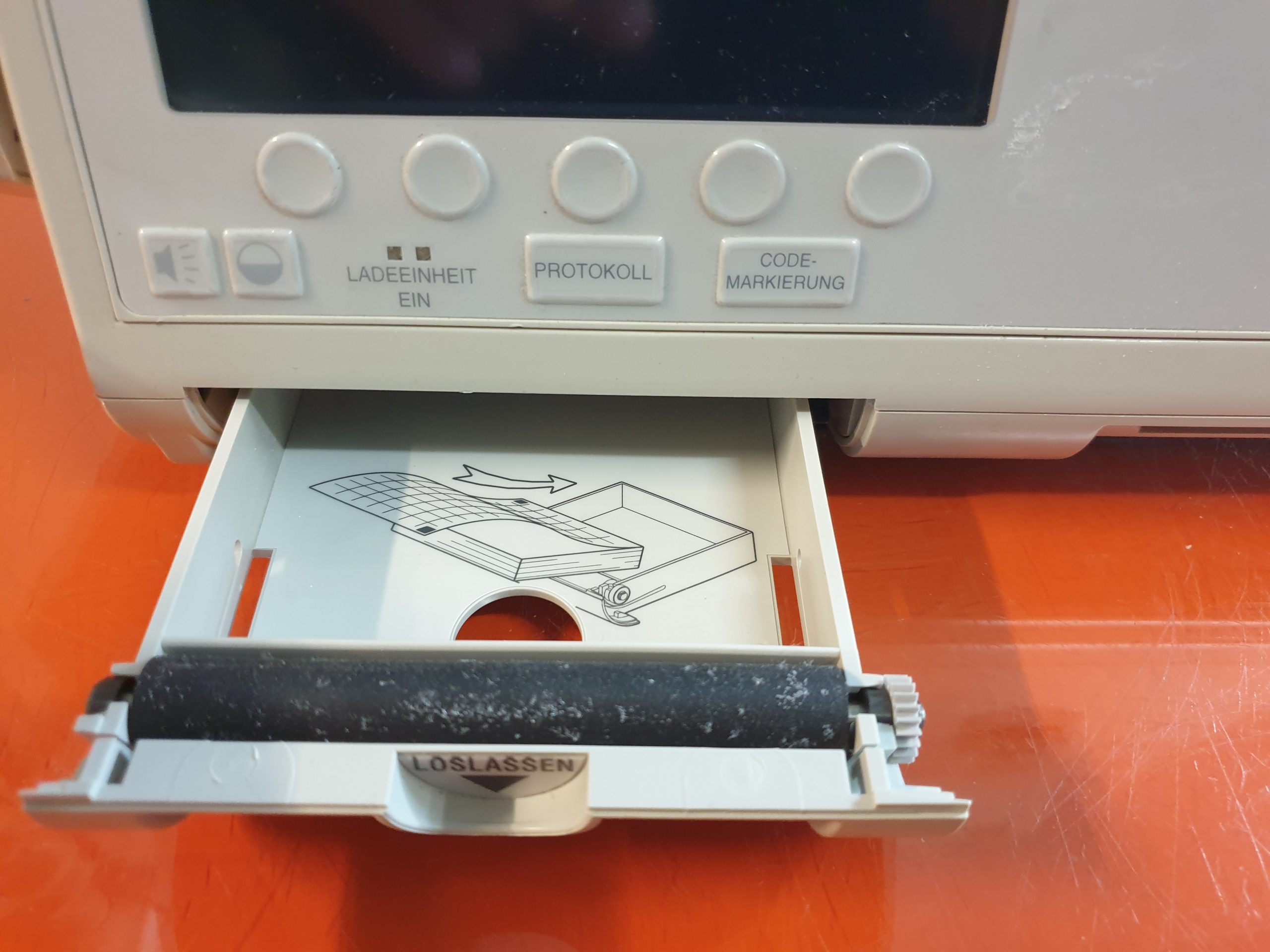 Zoll M Series Defibrillator Biphasisch mit EKG Ableitungskabel thumbnail 10