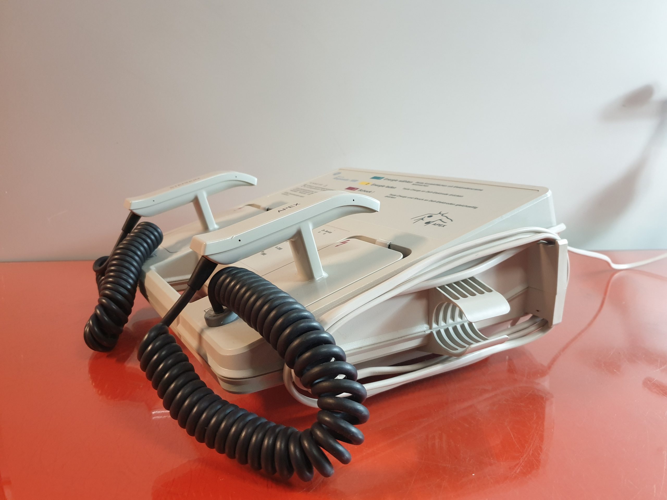 GE Healthcare Hellige Marquette Responder 1000 Defibrillator – Netzbetrieb – Akkuleistung ist uns unbekannt thumbnail 2