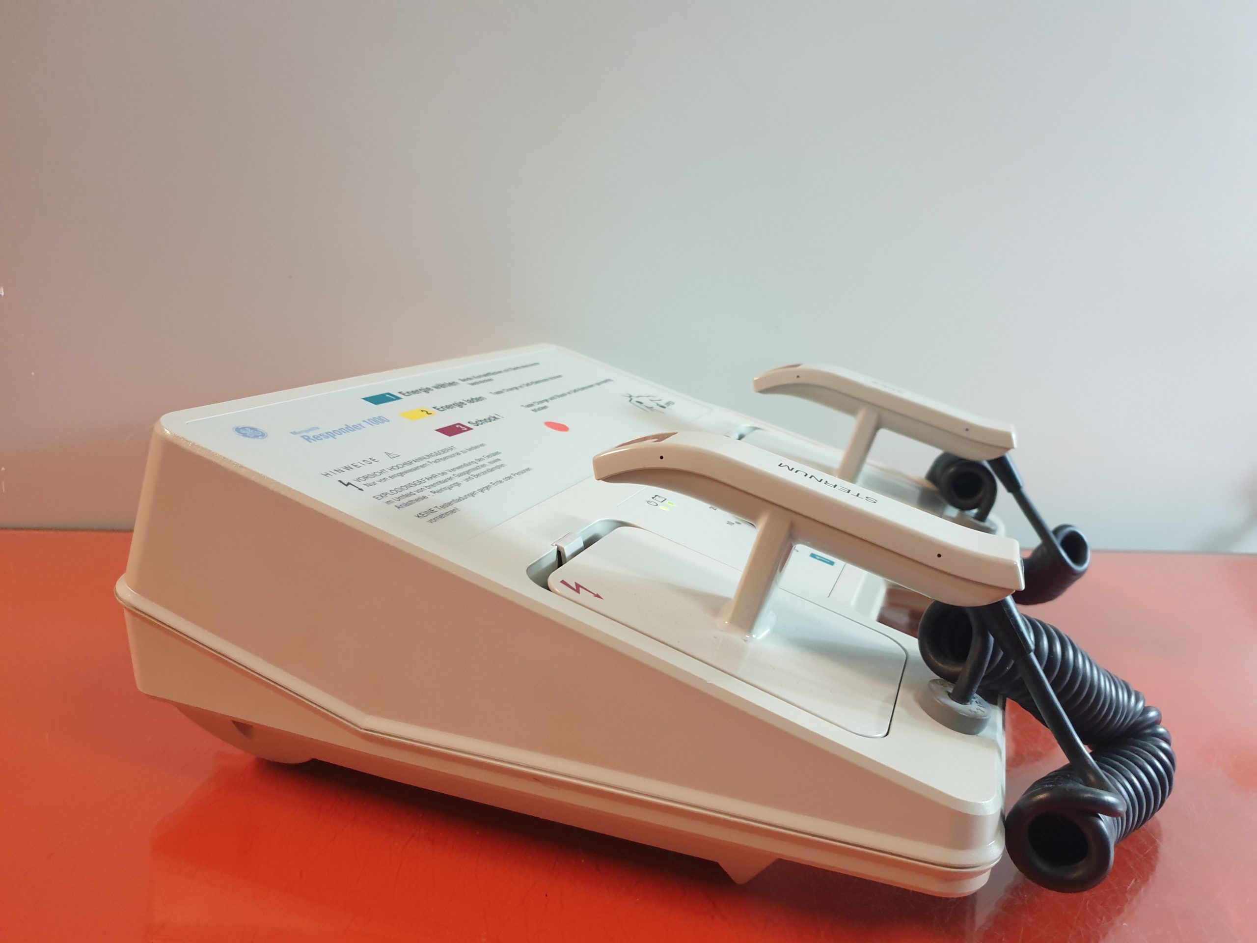 GE Healthcare Hellige Marquette Responder 1000 Defibrillator – Netzbetrieb – Akkuleistung ist uns unbekannt thumbnail 3