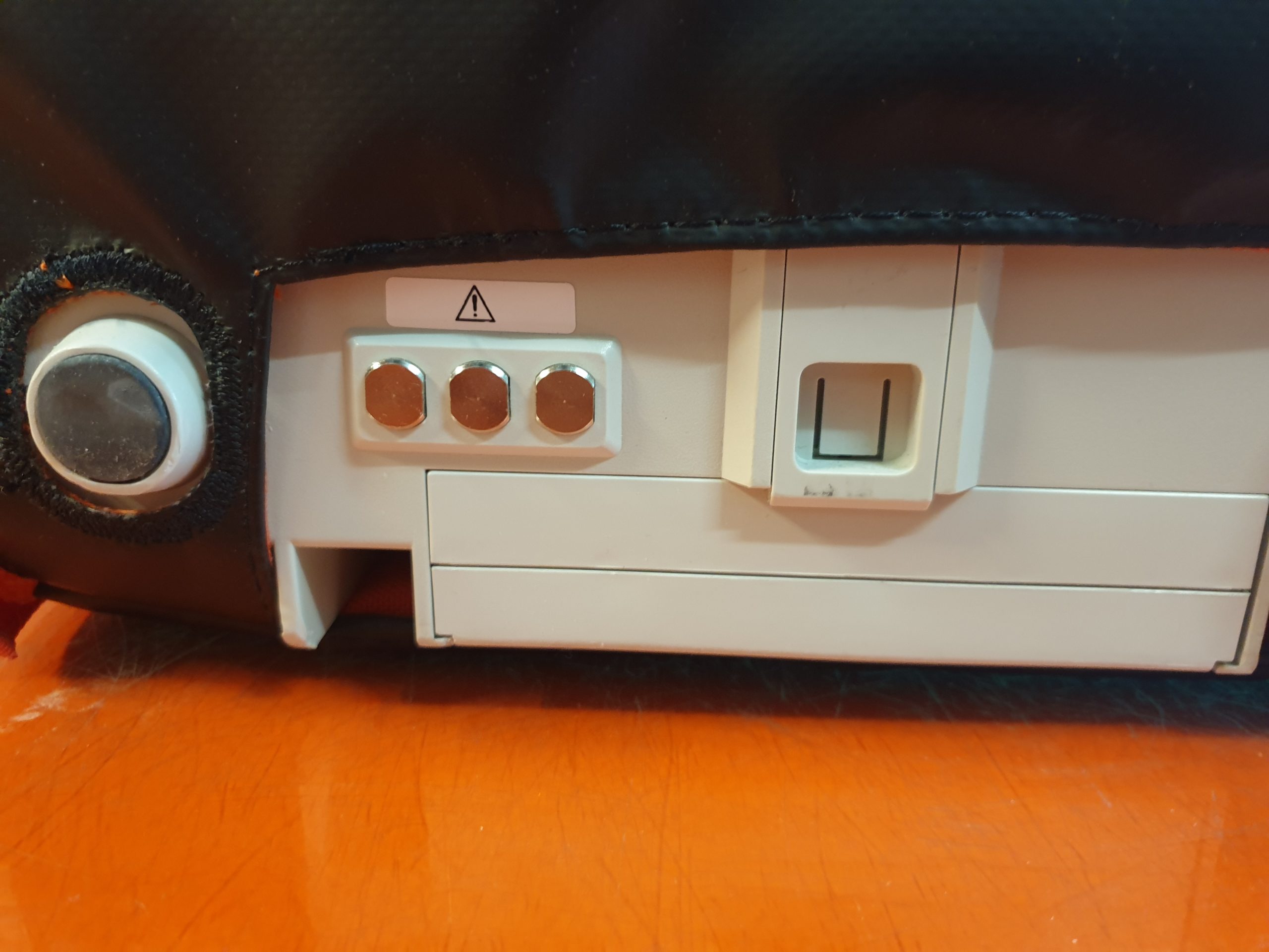 GE Hellige Cardioserv Defibrillator + EKG Ableitungskabel + SpO2 Fingersensor DOM 2013 thumbnail 4