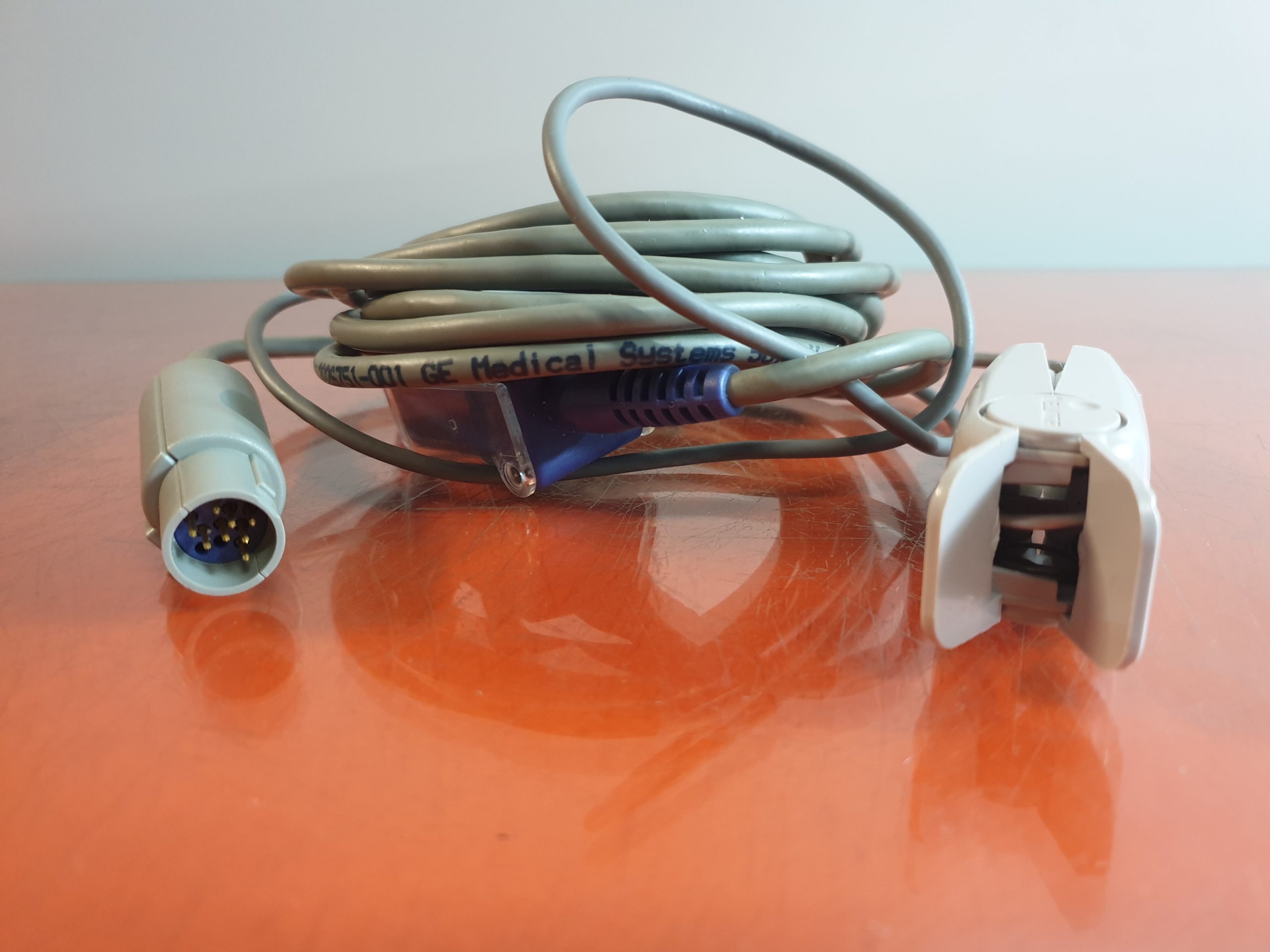 GE Hellige Cardioserv Defibrillator + EKG Ableitungskabel + SpO2 Fingersensor DOM 2013 thumbnail 6