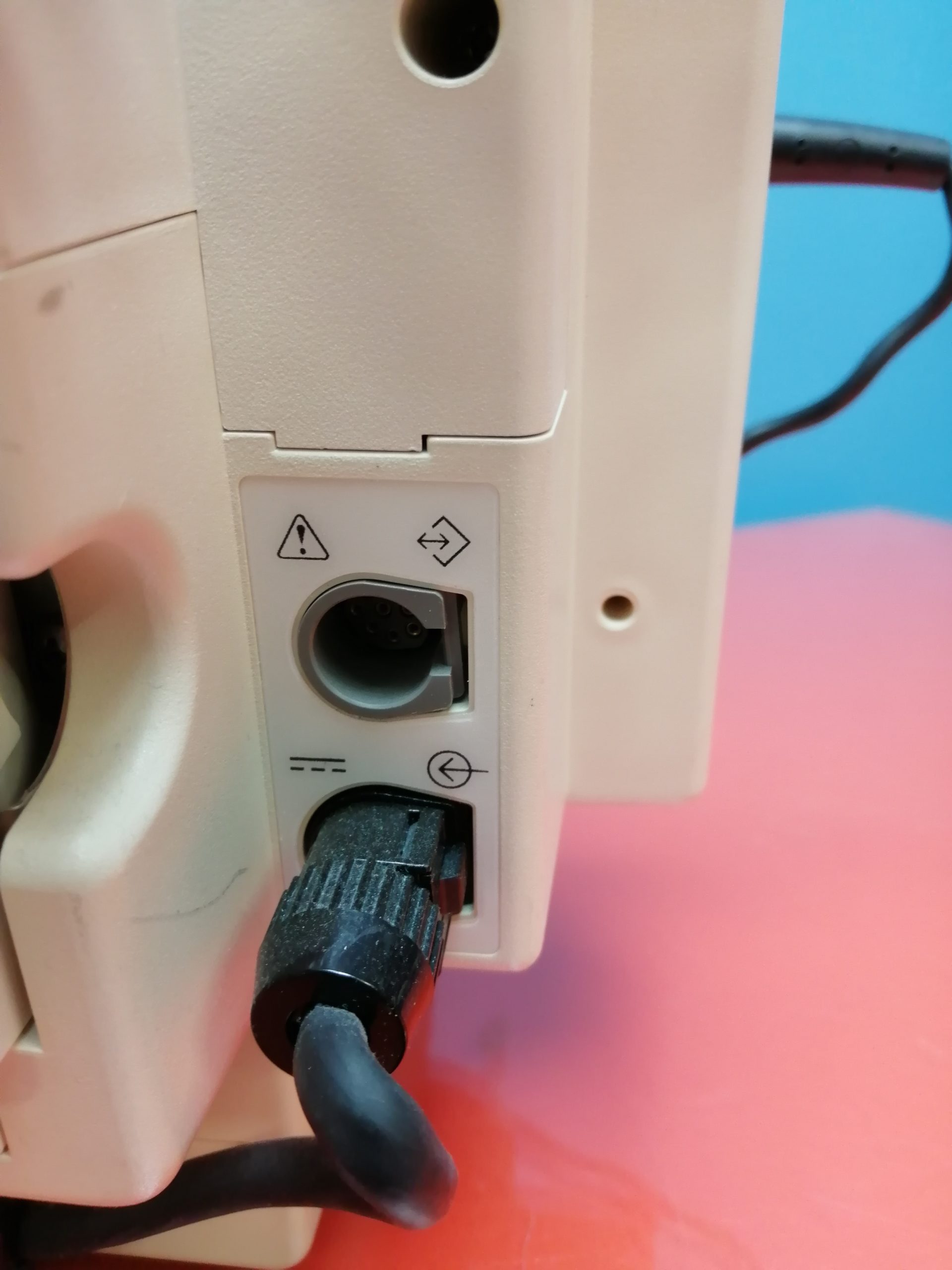 Physio-Control Lifepak 12 Defibrillator thumbnail 9
