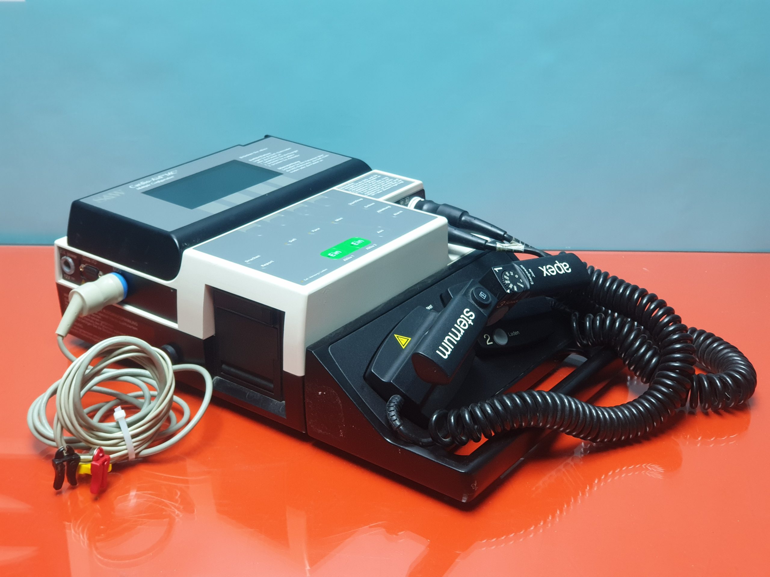 S&W Cardio-Aid MC+ Defibrillator thumbnail 3