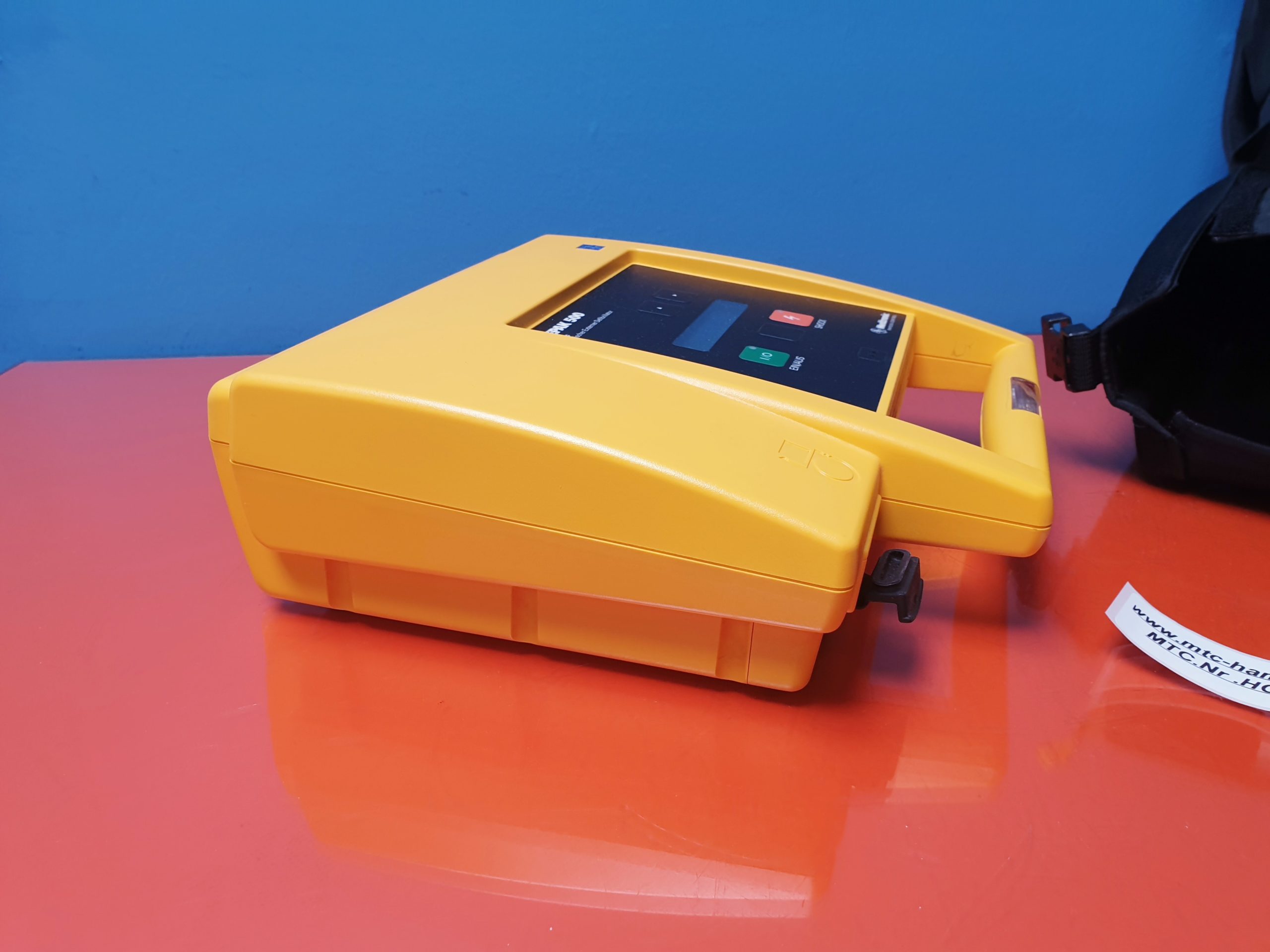 Medtronic Physio-Control Lifepak 500 AED (Automatic External Defibrillator) thumbnail 5