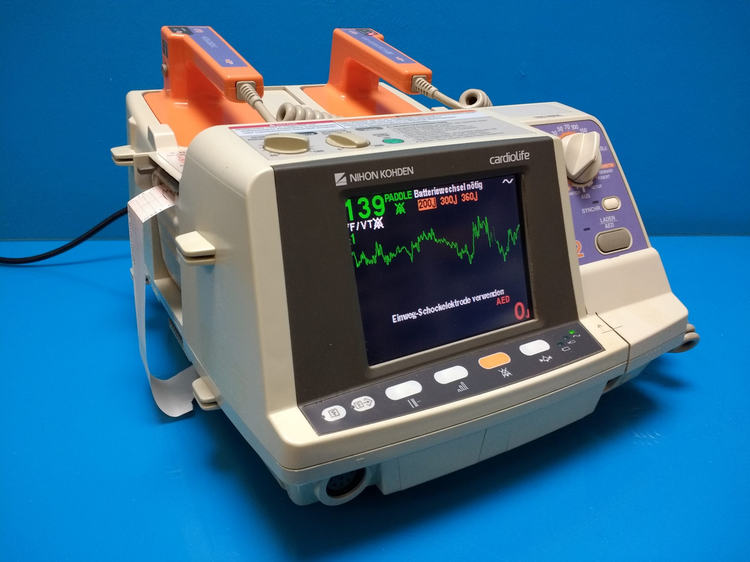 Nihon kohden Cardiolife TEC-7631K Defibrilator thumbnail 2