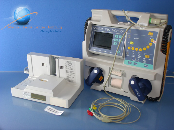 Primedic Metrax Defi-Monitor Inkl. M240 Ladestation — image 1 of 3