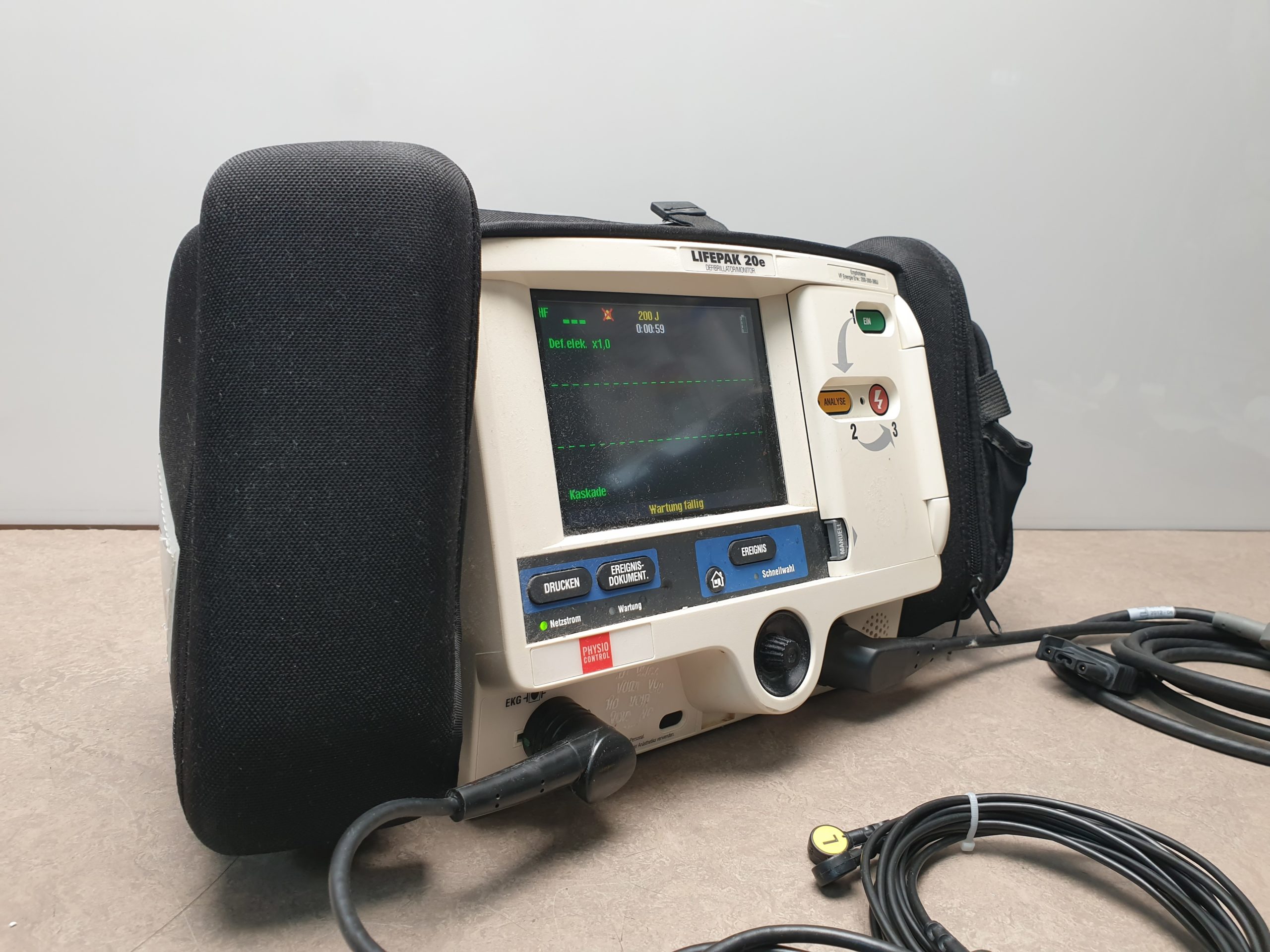 Medtronic LIFEPAK 20e Defi Defibrillator thumbnail 5