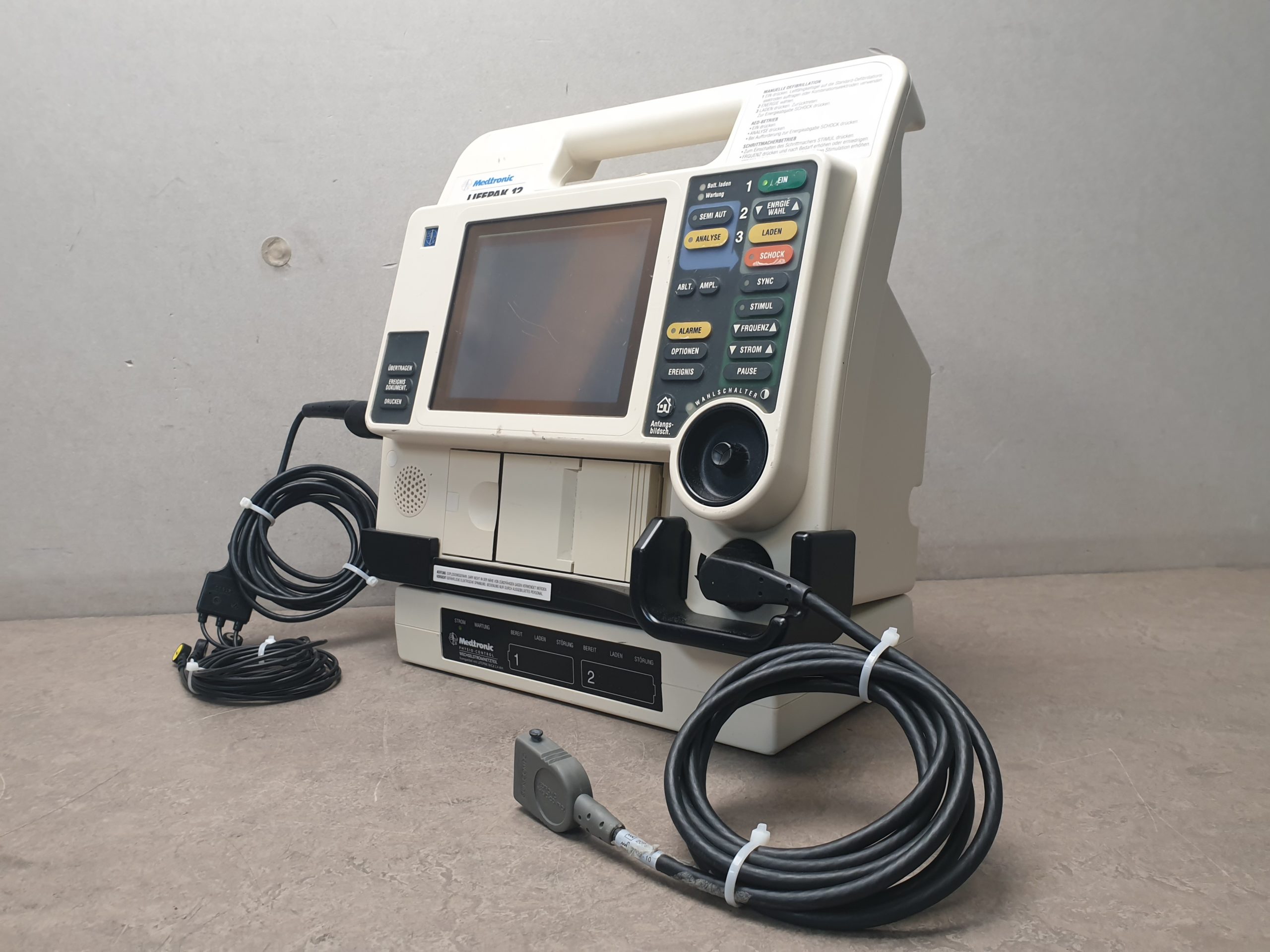 Medtronic physio Control Lifepak 12 Defi – Defibrilator thumbnail 3