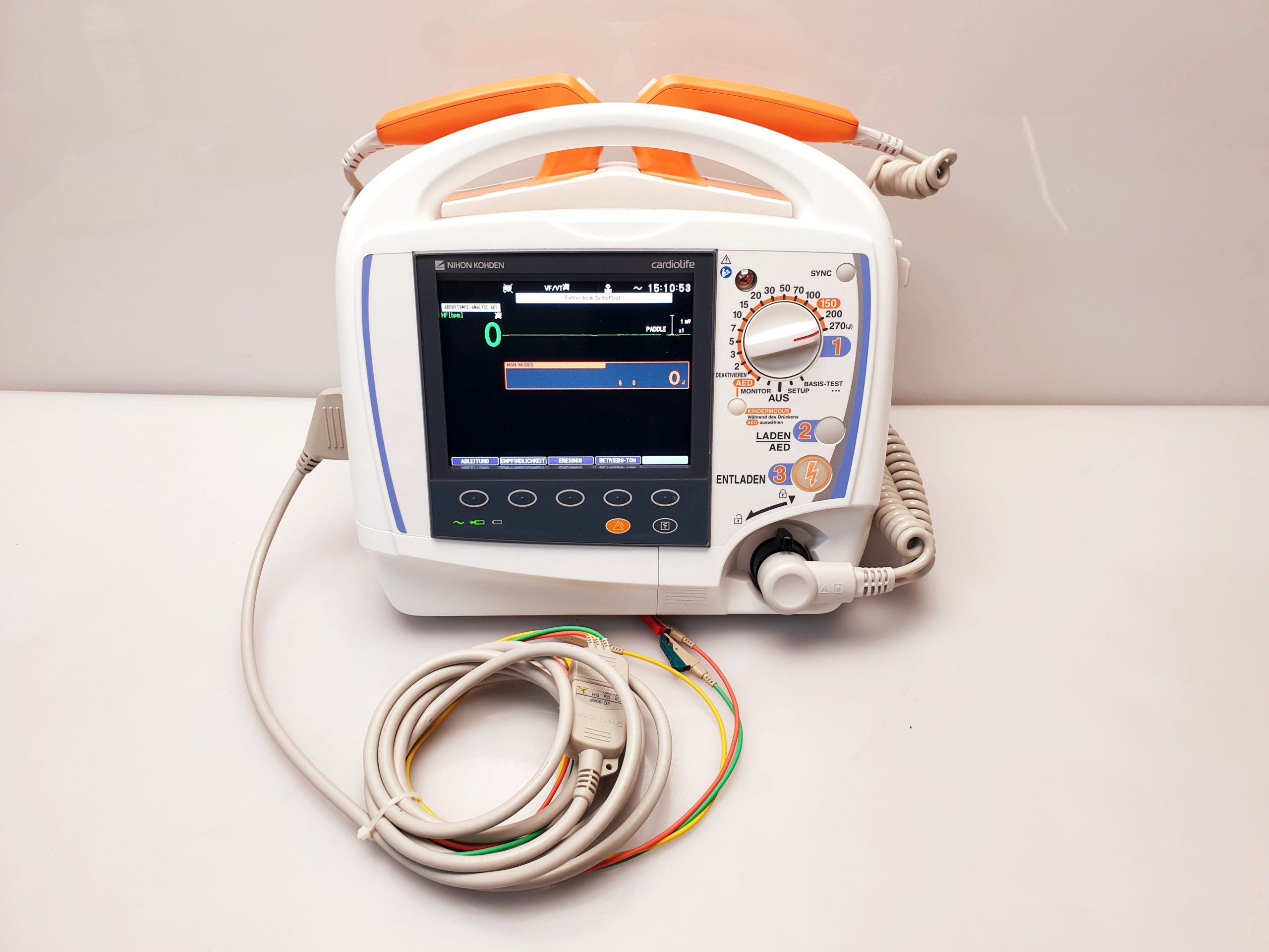Nihon Kohden Cardiolife TEC 5621 Defibrillator thumbnail 4