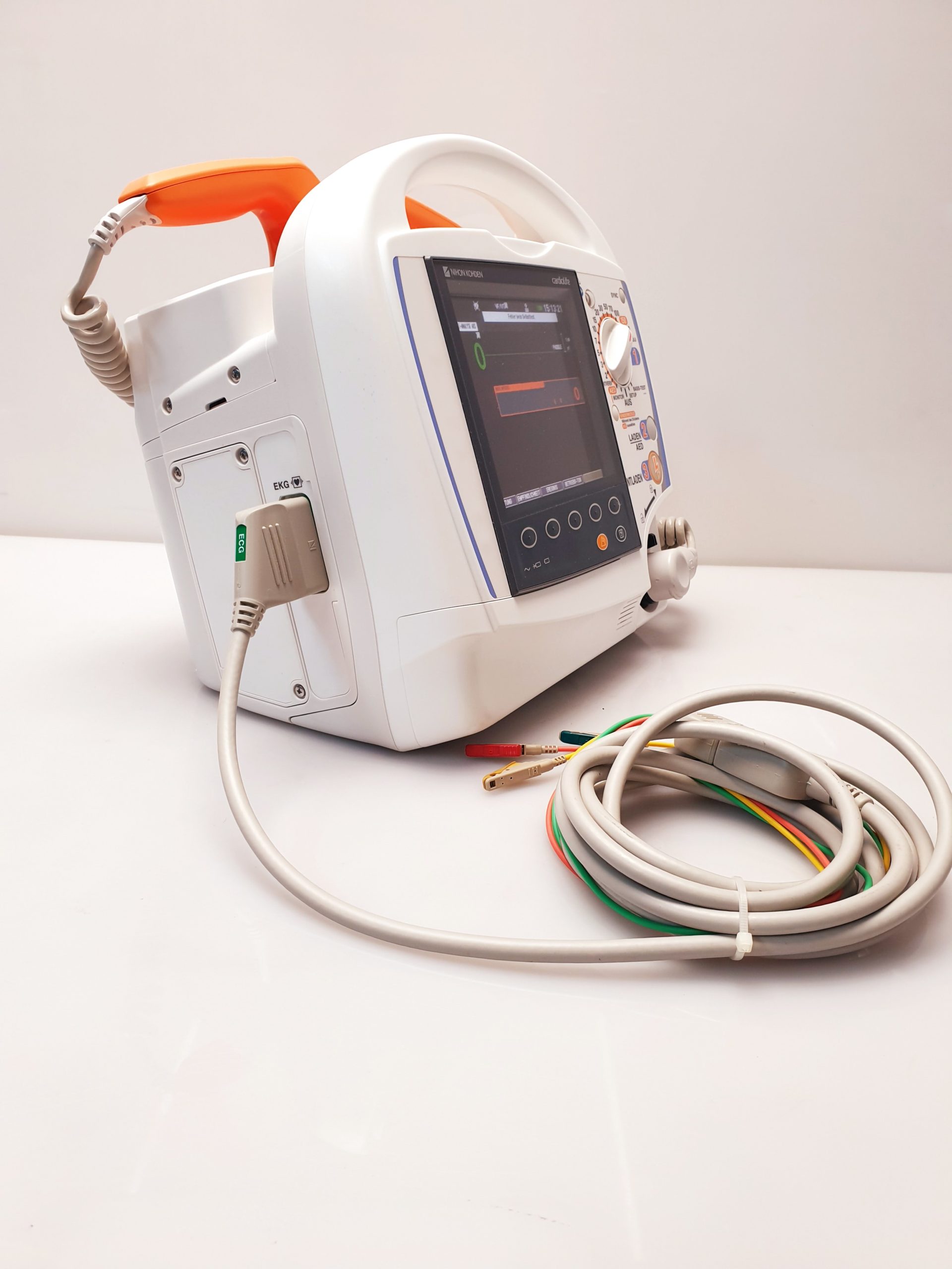 Nihon Kohden Cardiolife TEC 5621 Defibrillator thumbnail 7