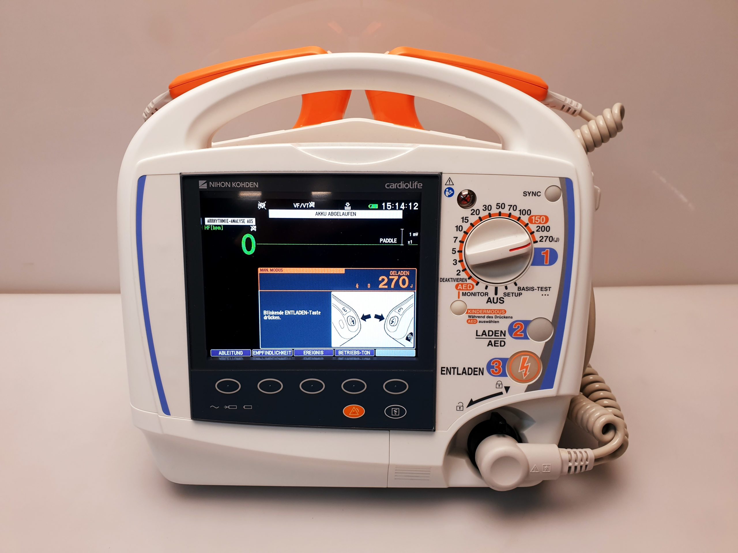 Nihon Kohden Cardiolife TEC 5621 Defibrillator thumbnail 8