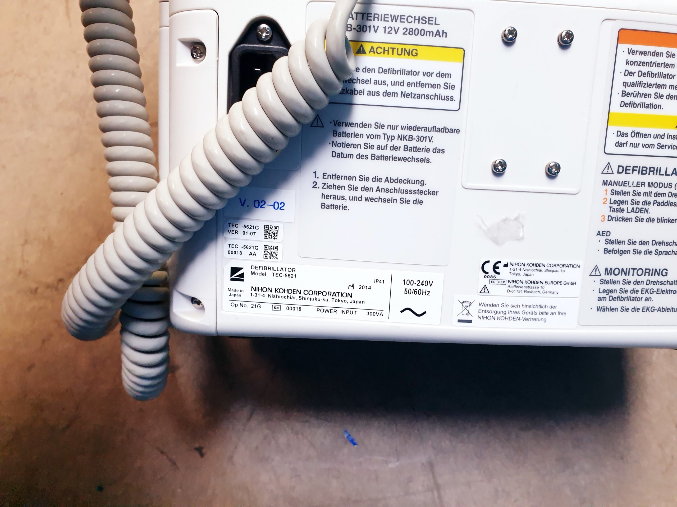 Nihon Kohden Cardiolife TEC 5621 Defibrillator thumbnail 10