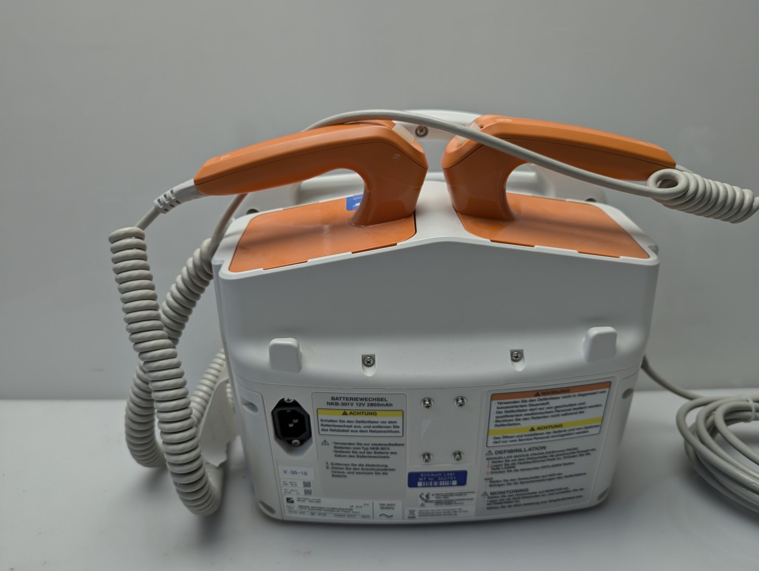 Nihon Kohden TEC-5621NG Defibrillator thumbnail 6