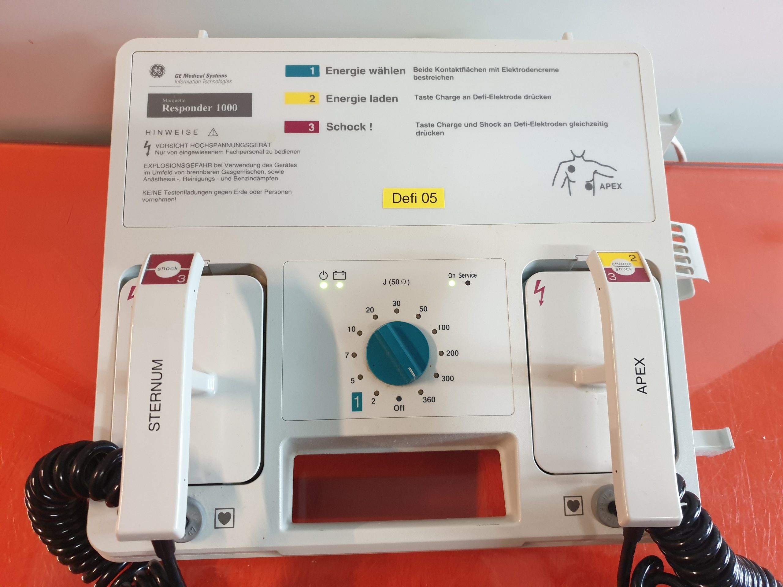 GE Healthcare Hellige Marquette Responder 1000 Defibrillator – Netzbetrieb – Akkuleistung ist uns unbekannt– thumbnail 3