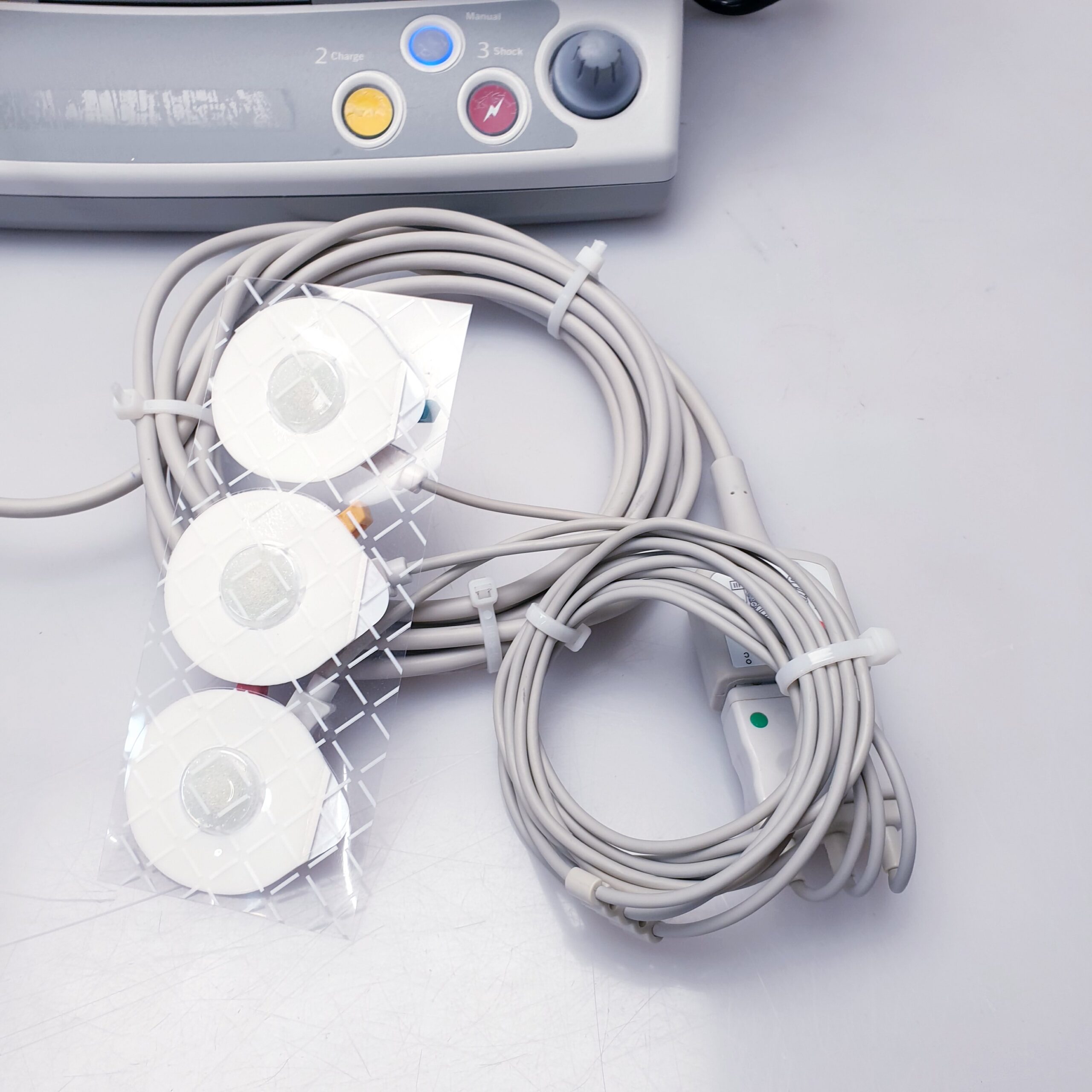 GE Responder 2000, 2025653-008 Defibrillator thumbnail 3