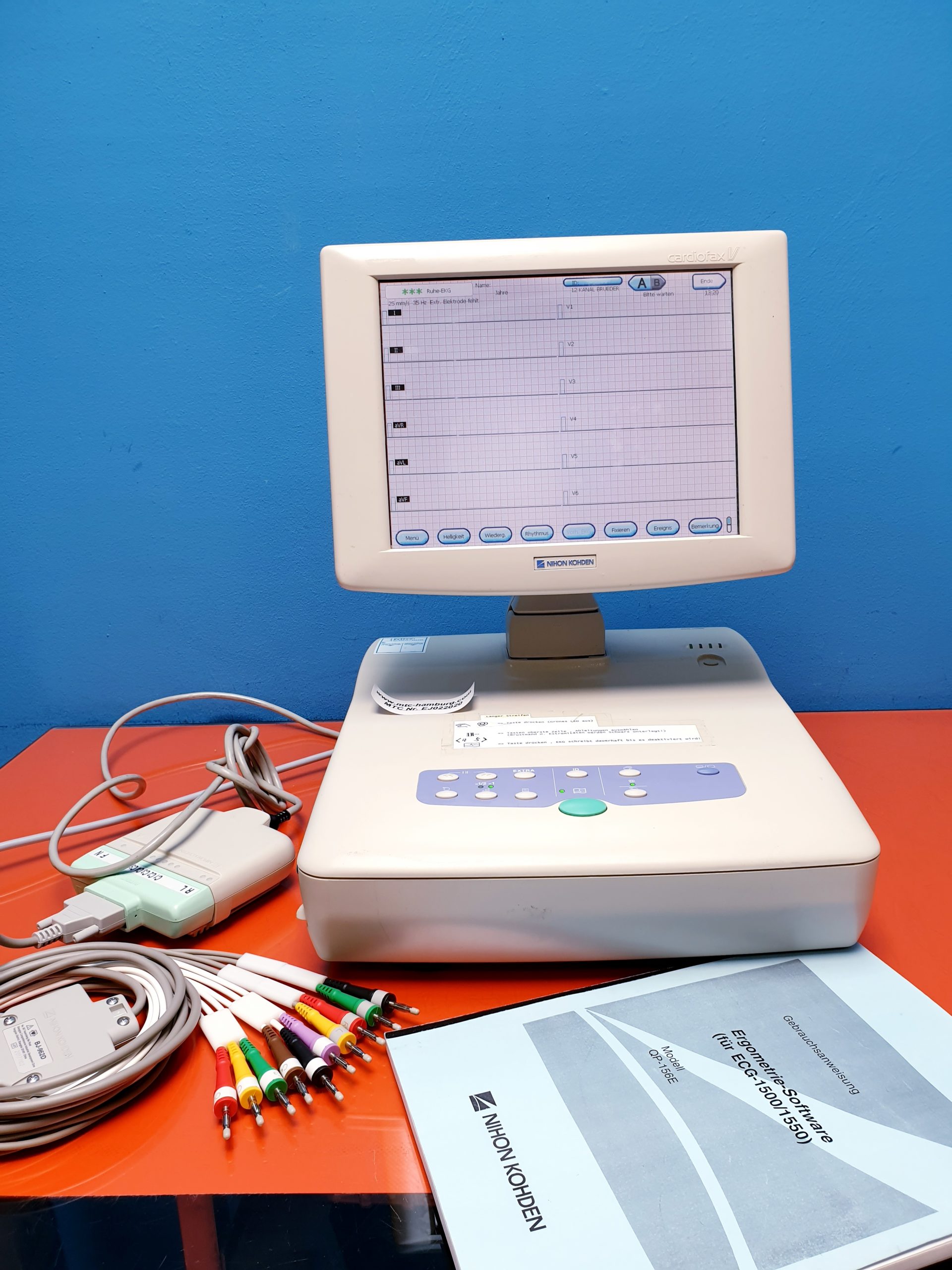 NIHON KOHDEN ECG-1550K ECG unit thumbnail 3