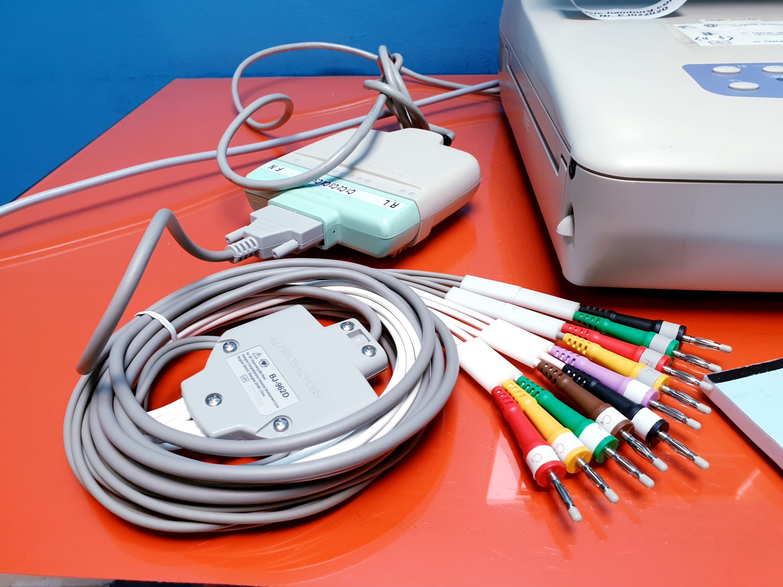 NIHON KOHDEN ECG-1550K ECG unit thumbnail 6