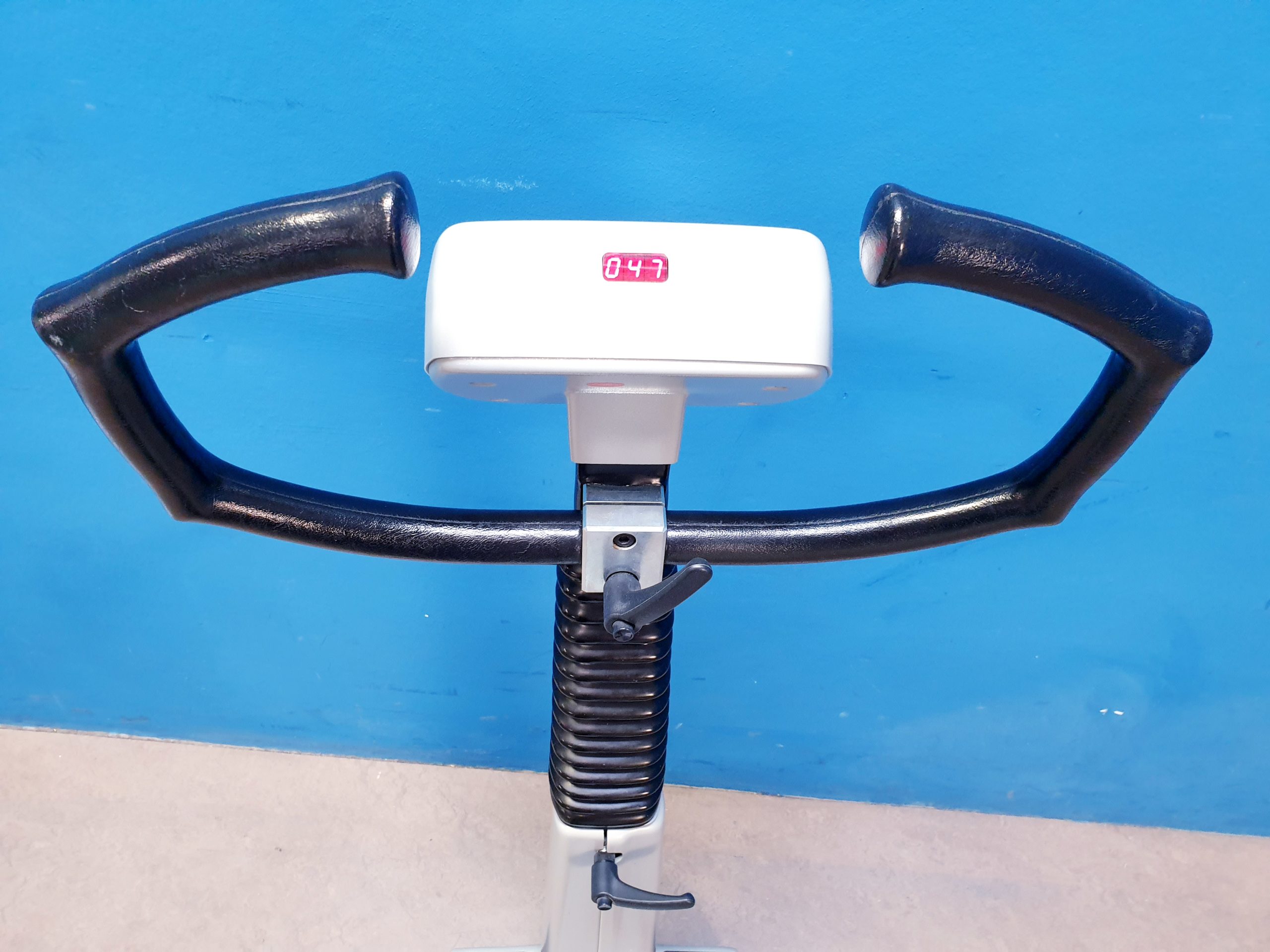 Schiller Ergosana ERG 911 S – ERG911S – Fahrrad-Ergometer Ergometer thumbnail 4