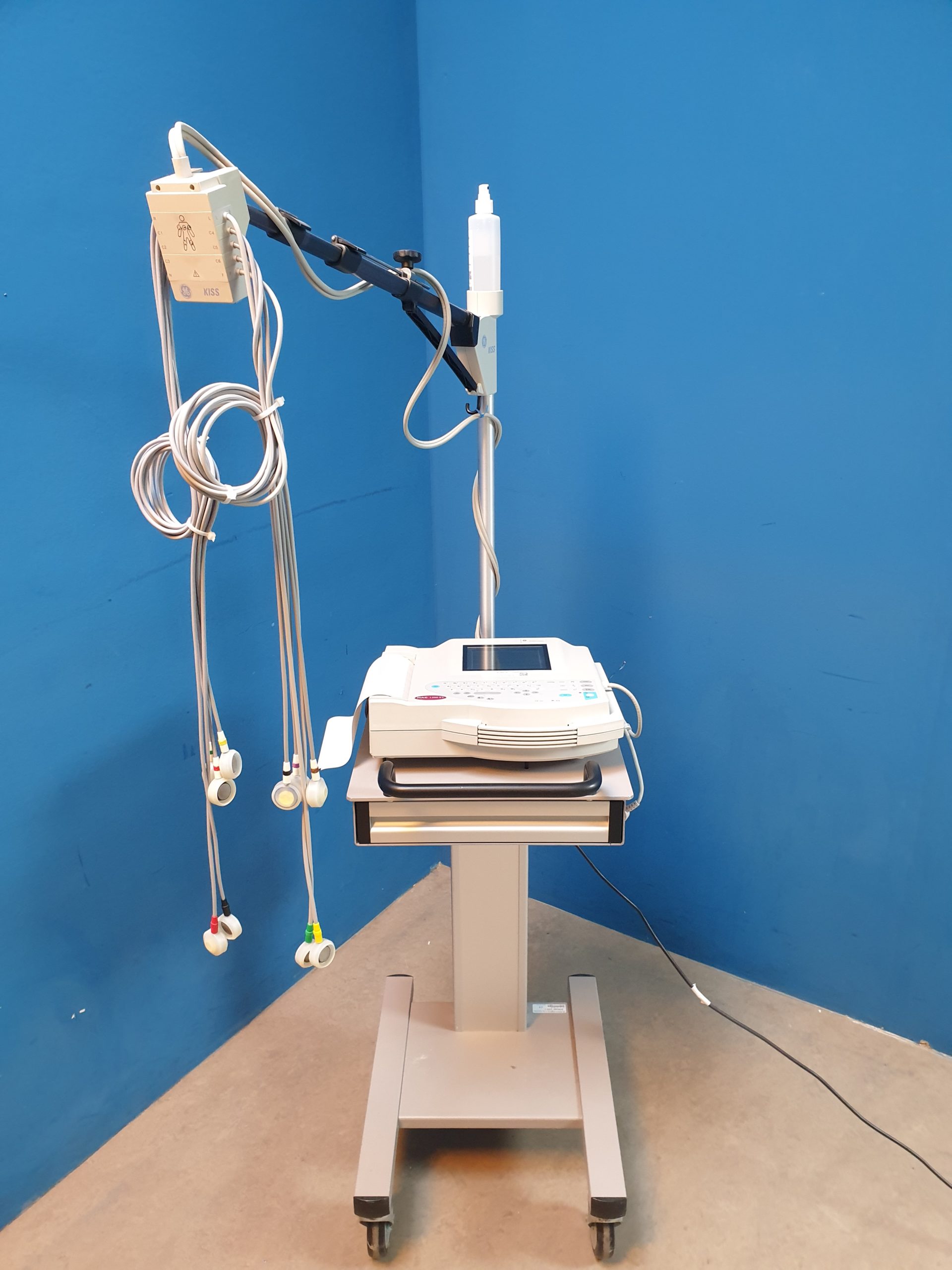 GE MAC 1200 ST 1200ST EKG Gerät mit Sauganlage auf fahrbarem GestellI thumbnail 2
