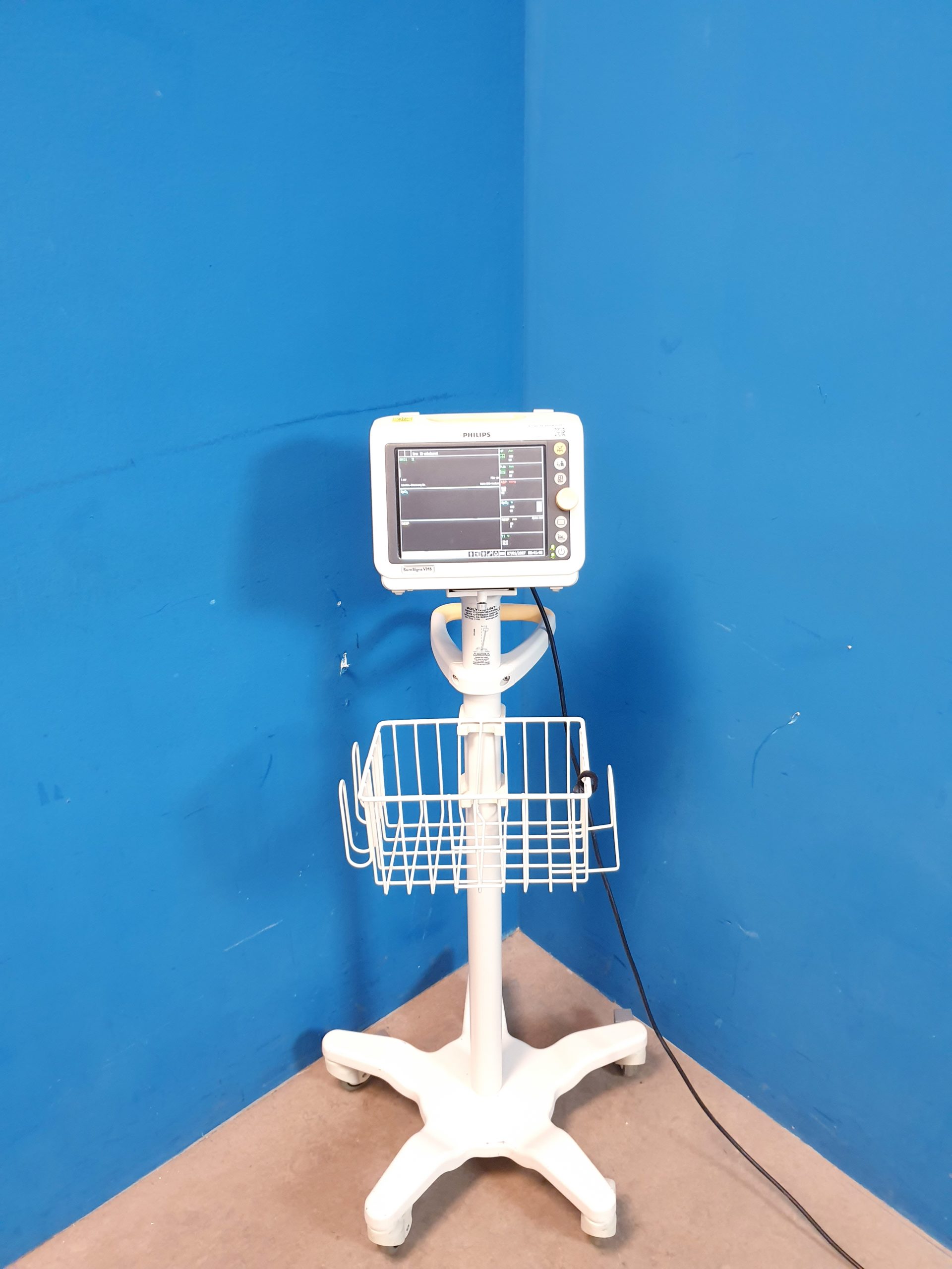 Philips SureSigns VM6 NIBP SpO2, EKG, Temp – auf Gestell thumbnail 6