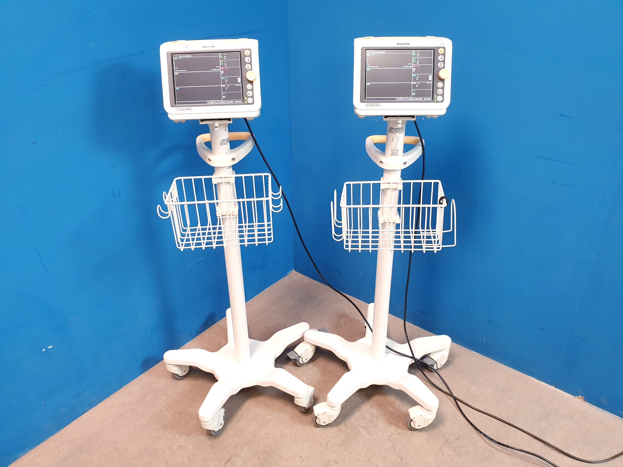 Philips SureSigns VM6 NIBP SpO2, EkG, Temp – auf Gestell thumbnail 2