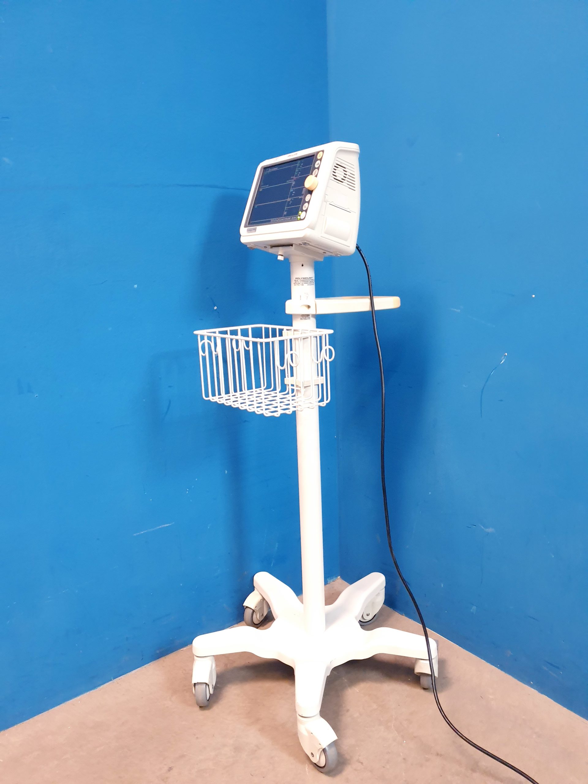Philips SureSigns VM6 NIBP SpO2, EkG, Temp – auf Gestell thumbnail 7