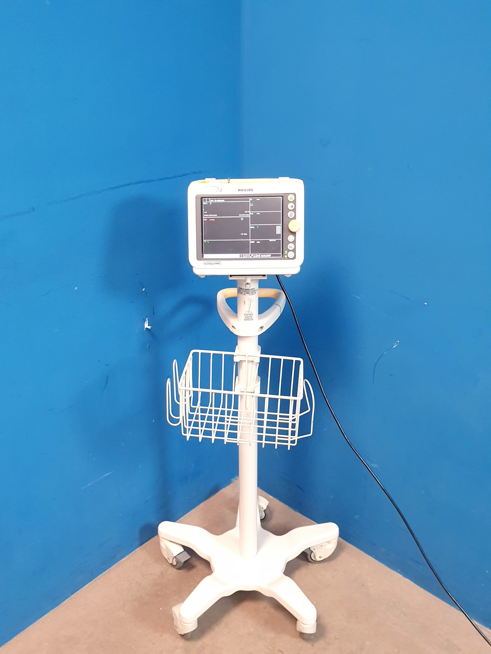 Philips SureSigns VM6 NIBP SpO2, EkG, Temp — image 1 of 10